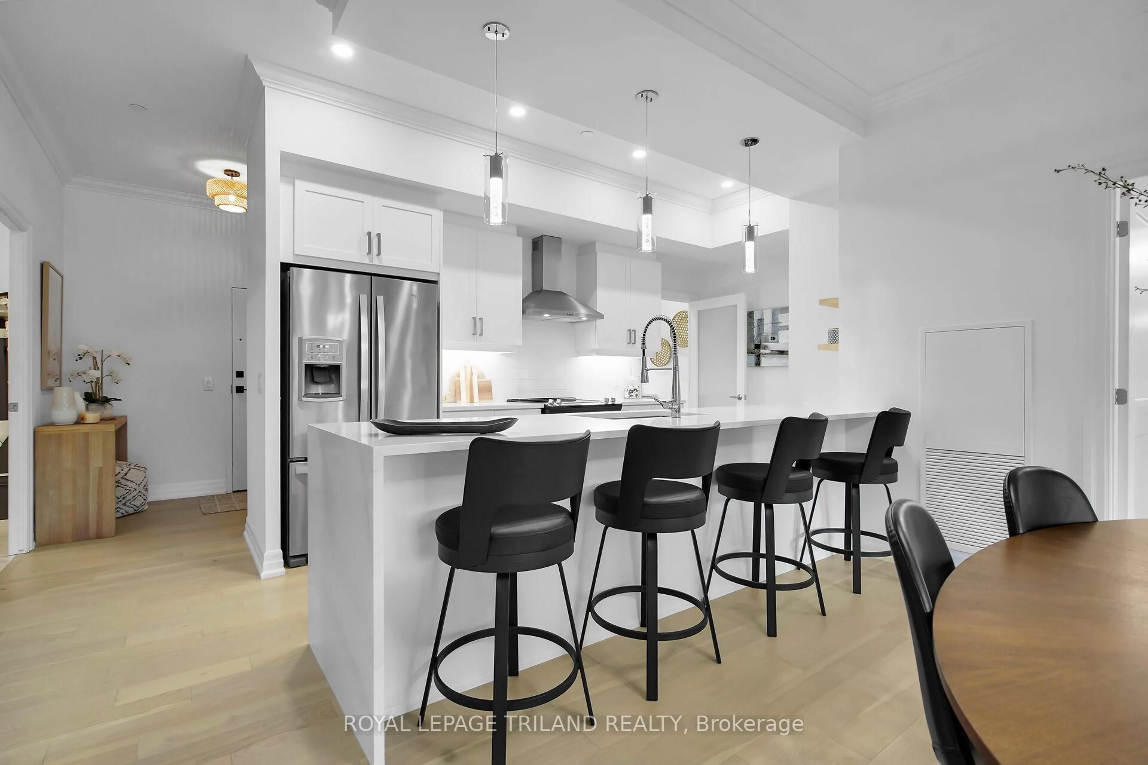 Contemporary kitchen, unknown for 480 Callaway Rd #209, London North Ontario N6G 0Z3