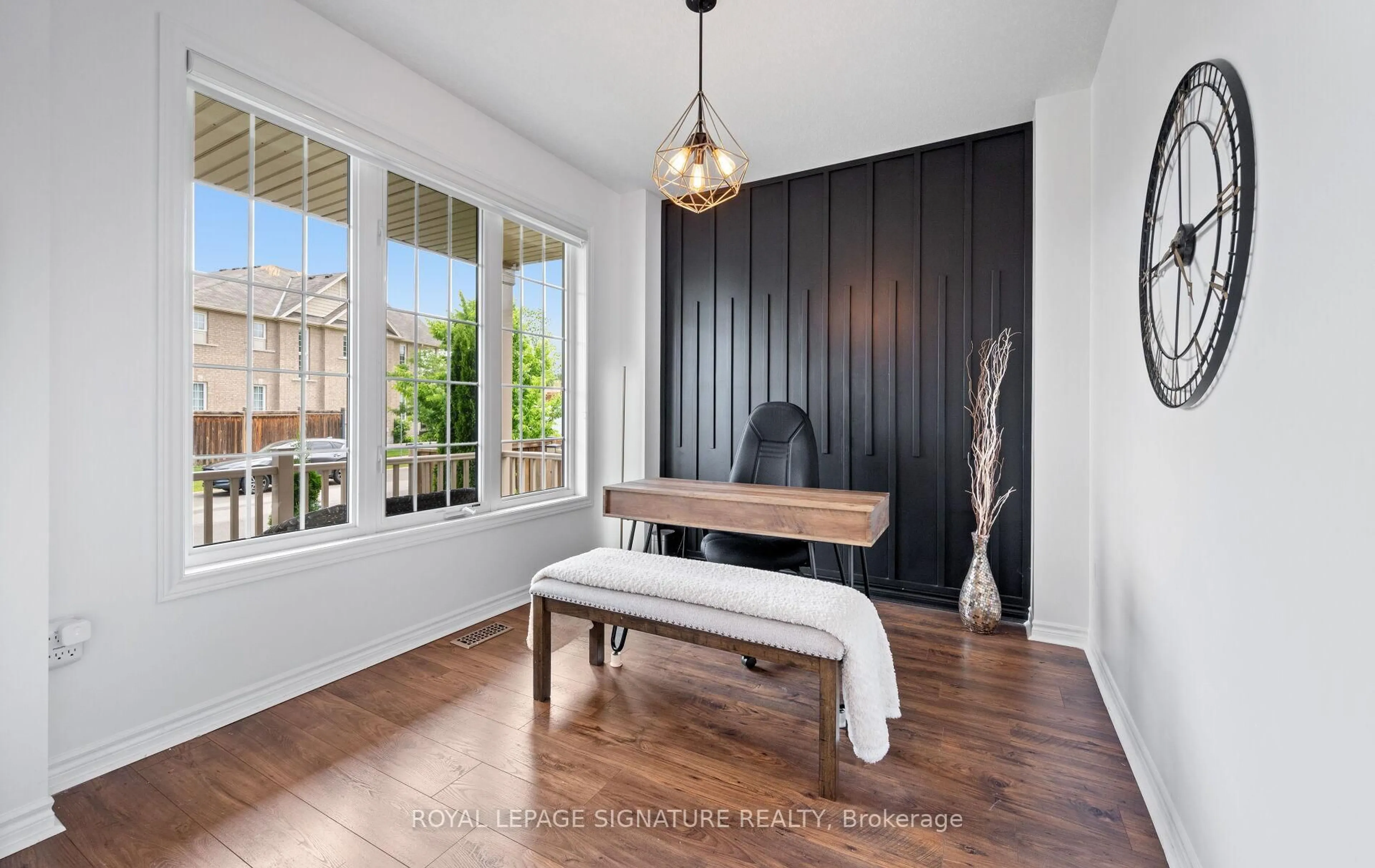 Dining room, wood/laminate floor for 132 Warner Lane, Brantford Ontario N3T 0J8