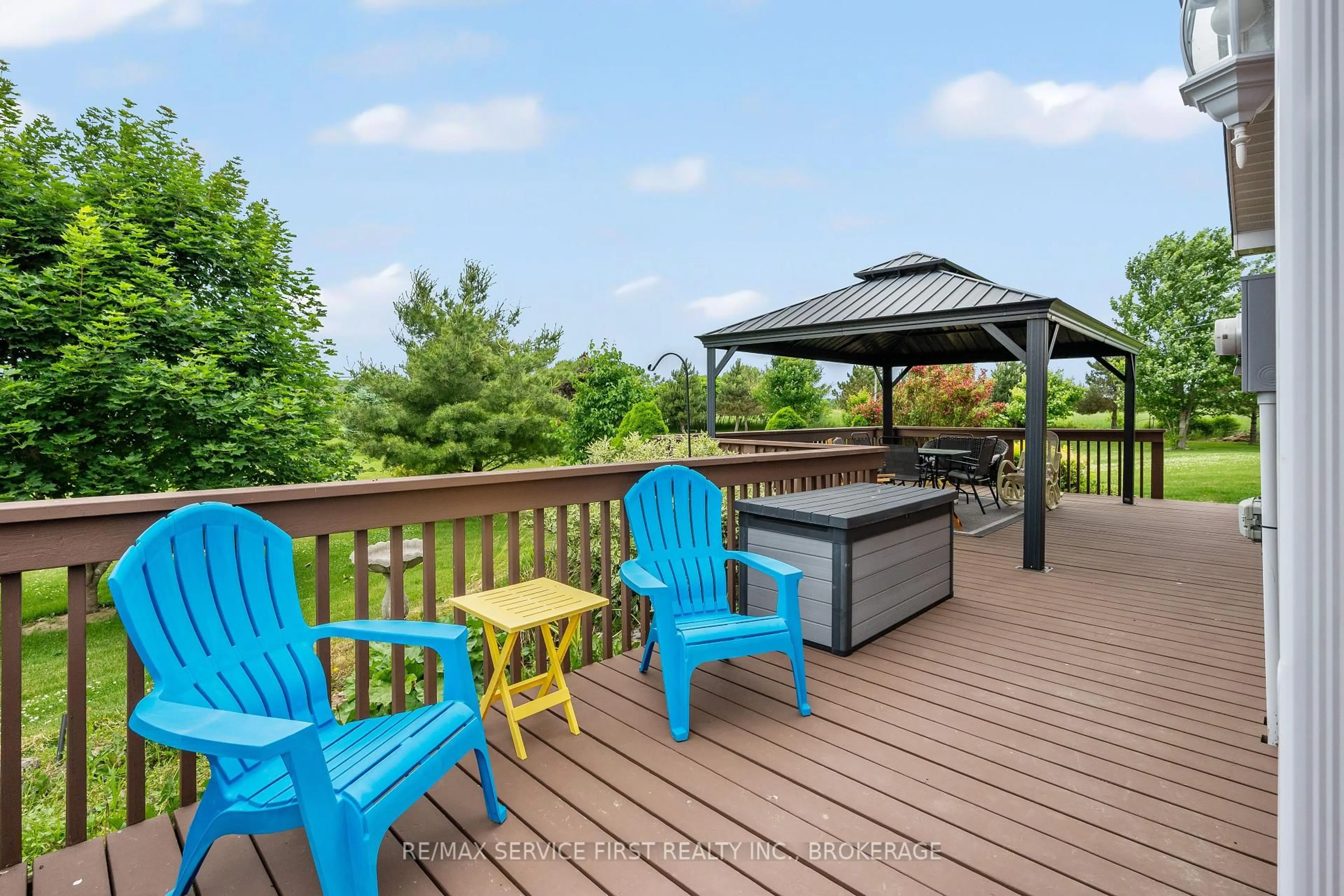 Patio, water/lake/river/ocean view for 1059 County Rd 11 Rd, Plantagenet Ontario K7R 3L2