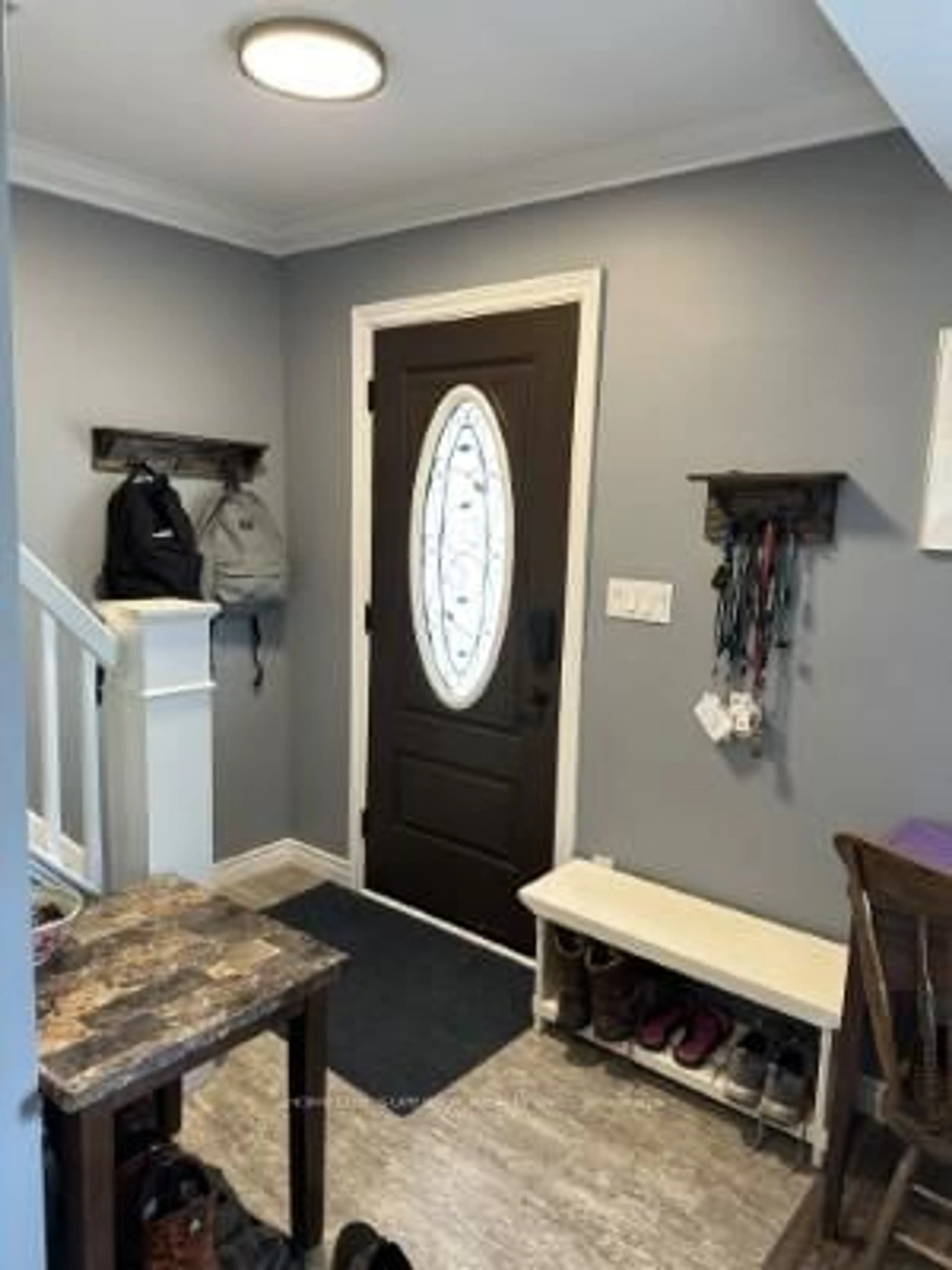 Indoor entryway for 215 Braidwood Ave, Peterborough South Ontario K9J 1V2