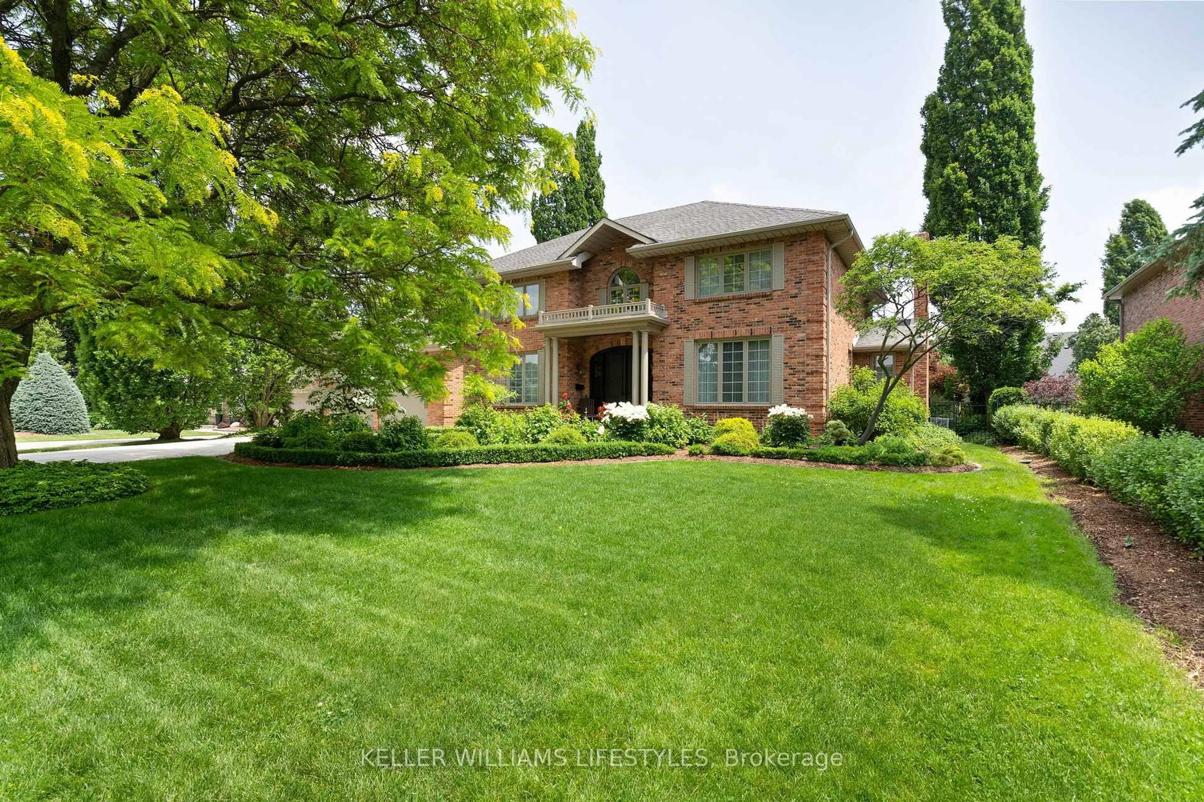 Home with brick exterior material, street for 95 Highland Woods Crt, London South Ontario N6C 5X2