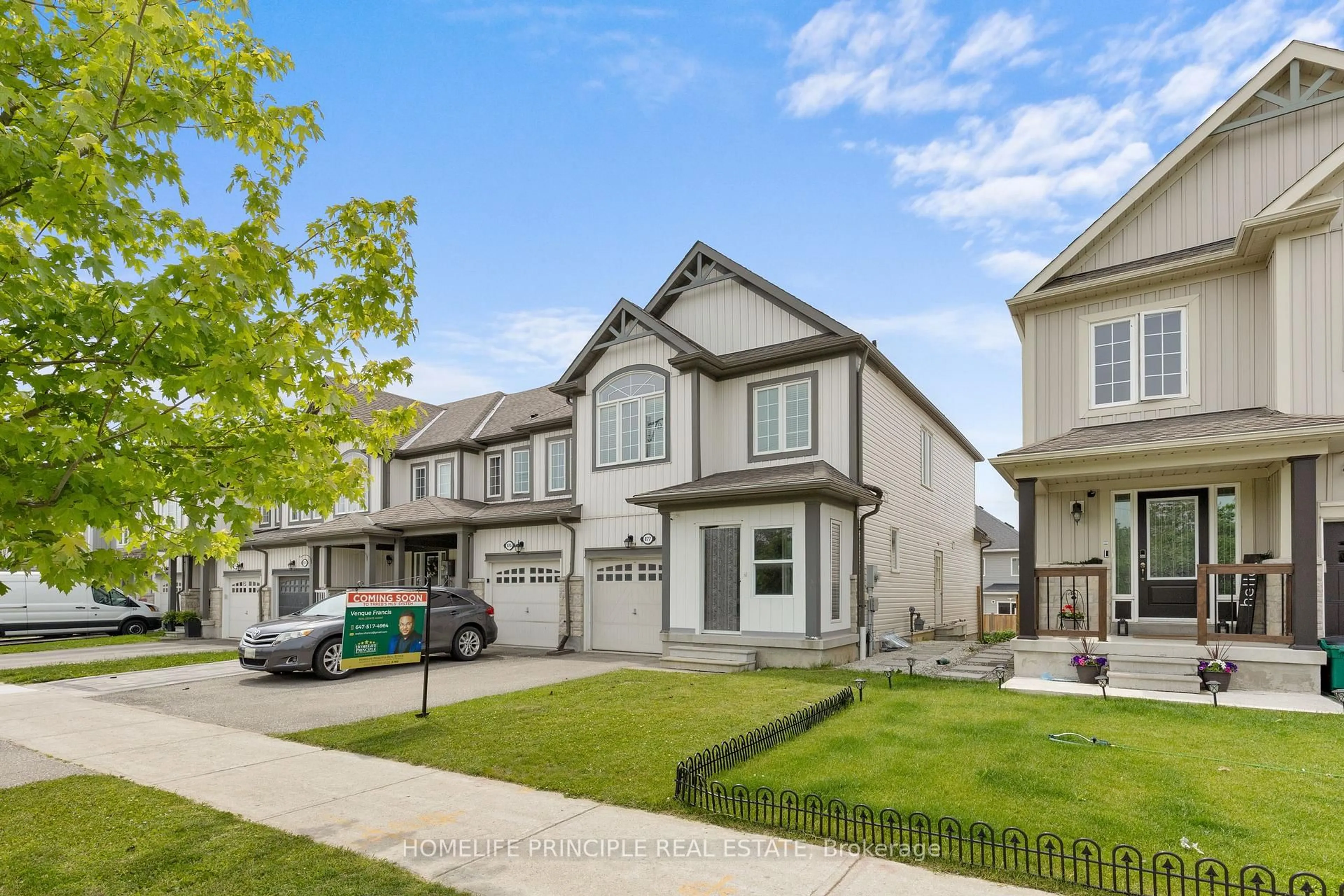 Home with vinyl exterior material, street for 877 Cook Cres, Shelburne Ontario L9V 3V1