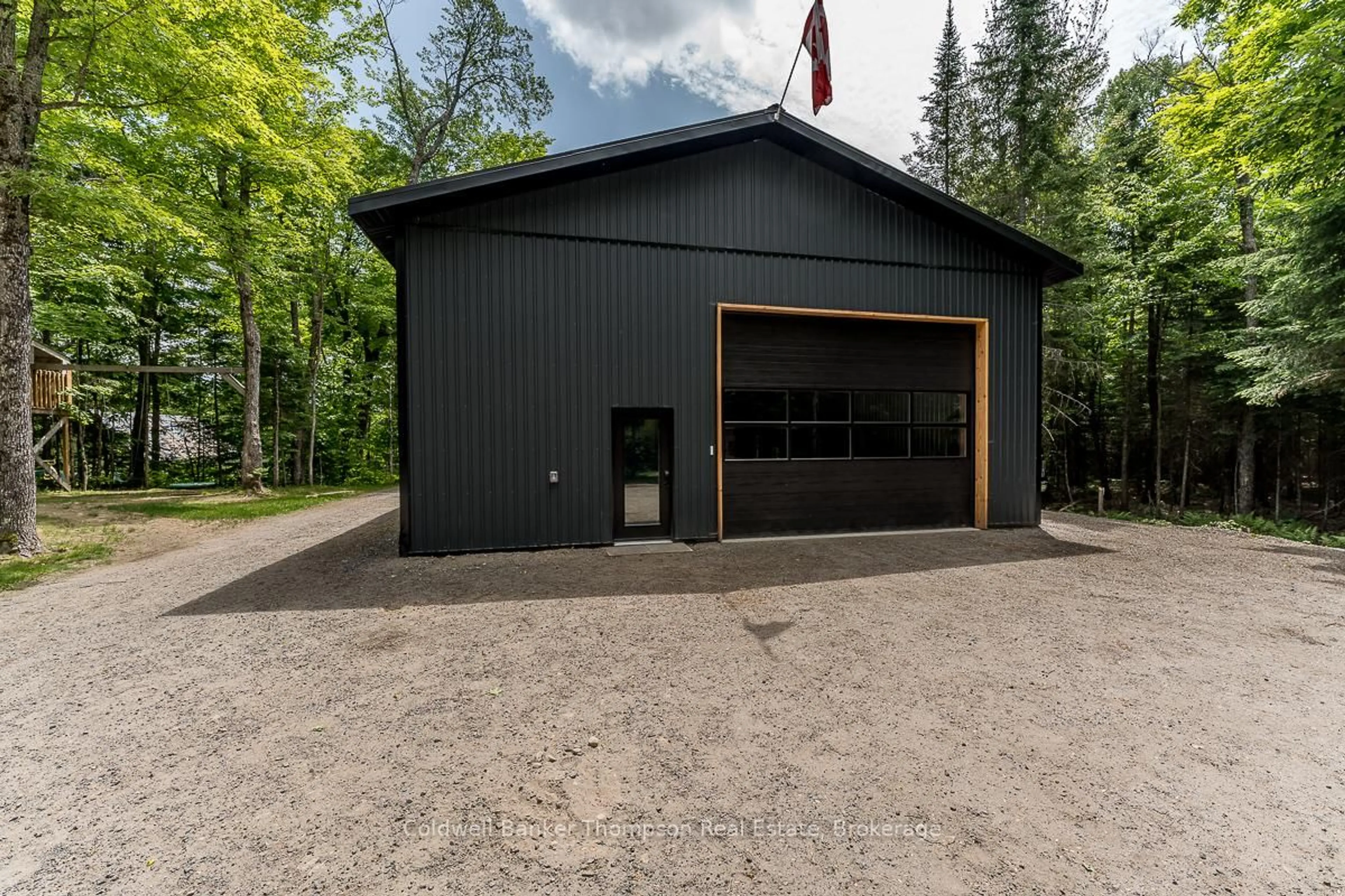 Indoor garage for 1026 592 Highway, Perry Ontario P0A 1J0