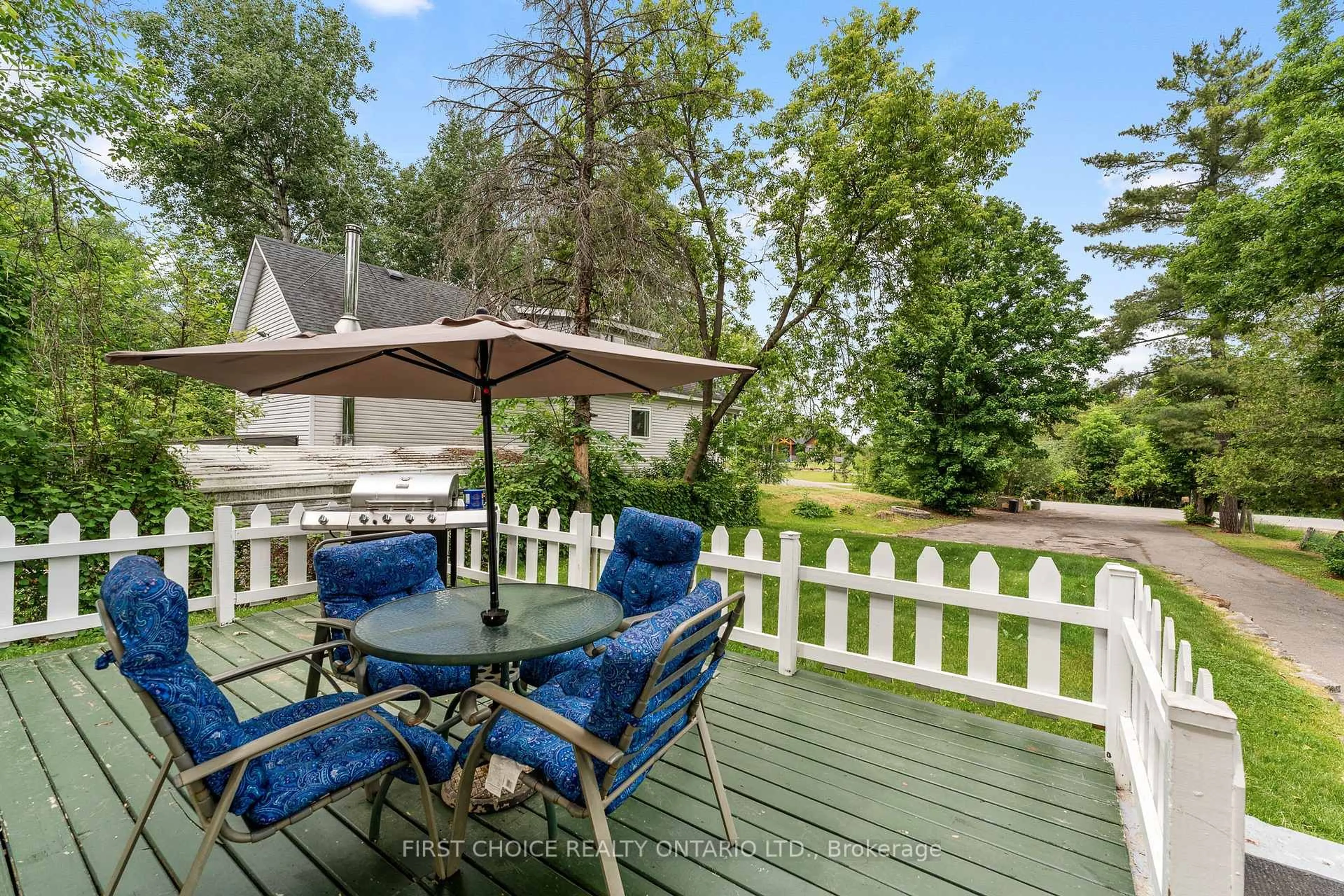 Patio, water/lake/river/ocean view for 96 Constance Lake Rd, Ottawa Ontario K2K 1X7
