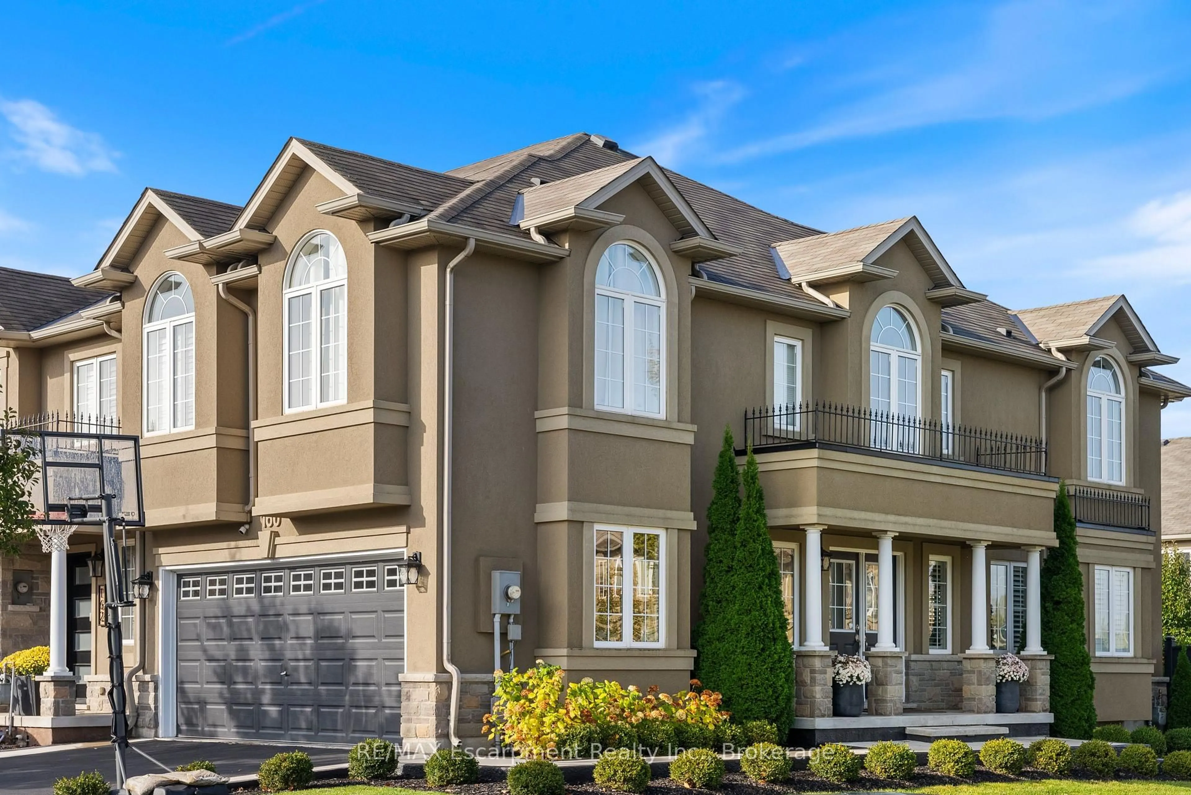 Home with vinyl exterior material, street for 160 PENNY Lane, Hamilton Ontario L8J 0E2