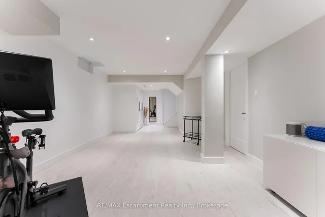 Additional property image - 160 PENNY Lane