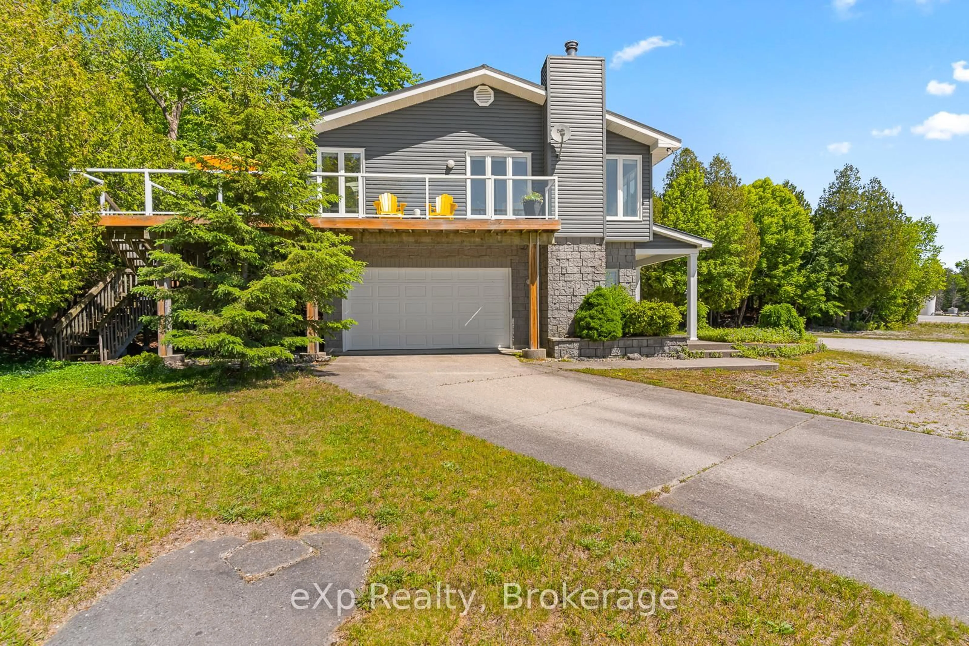 A pic from outside/outdoor area/front of a property/back of a property/a pic from drone, unknown for 900 Berford St, South Bruce Peninsula Ontario N0H 2T0