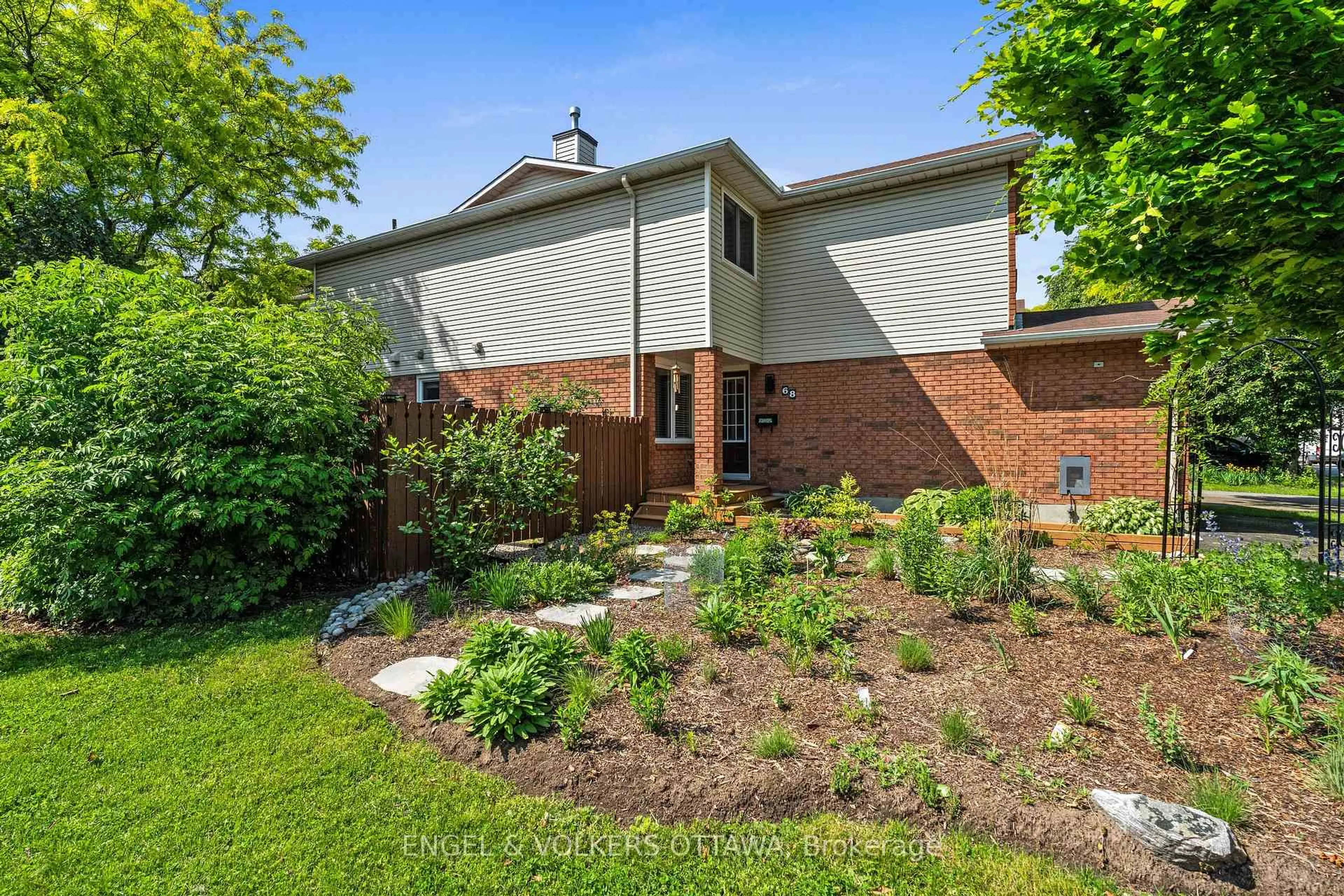 Home with brick exterior material, street for 68 Thornbury Cres, Ottawa Ontario K2G 6C4