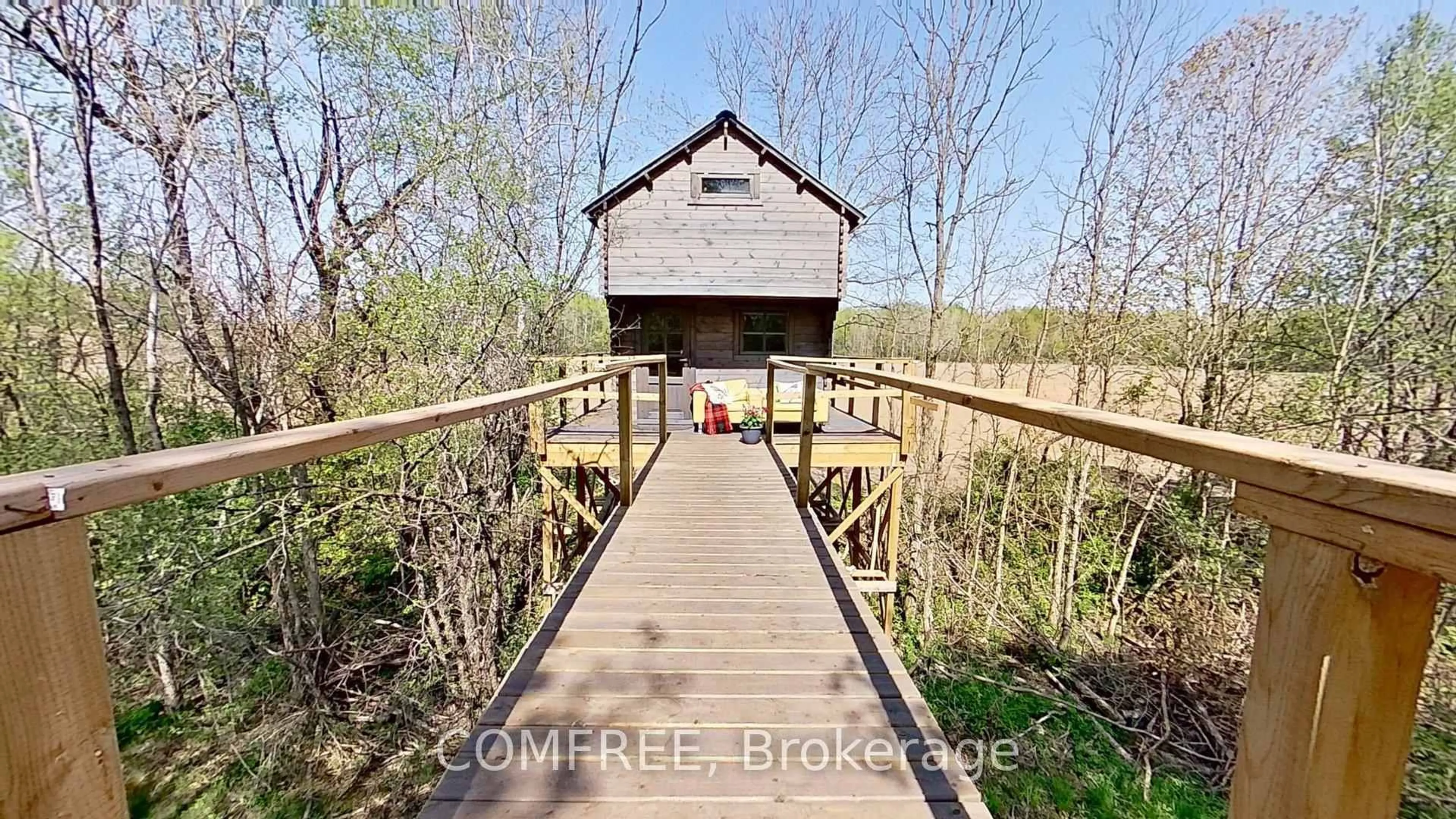 A pic from outside/outdoor area/front of a property/back of a property/a pic from drone, unknown for 375500 37th Line, Zorra Ontario N0J 1J0