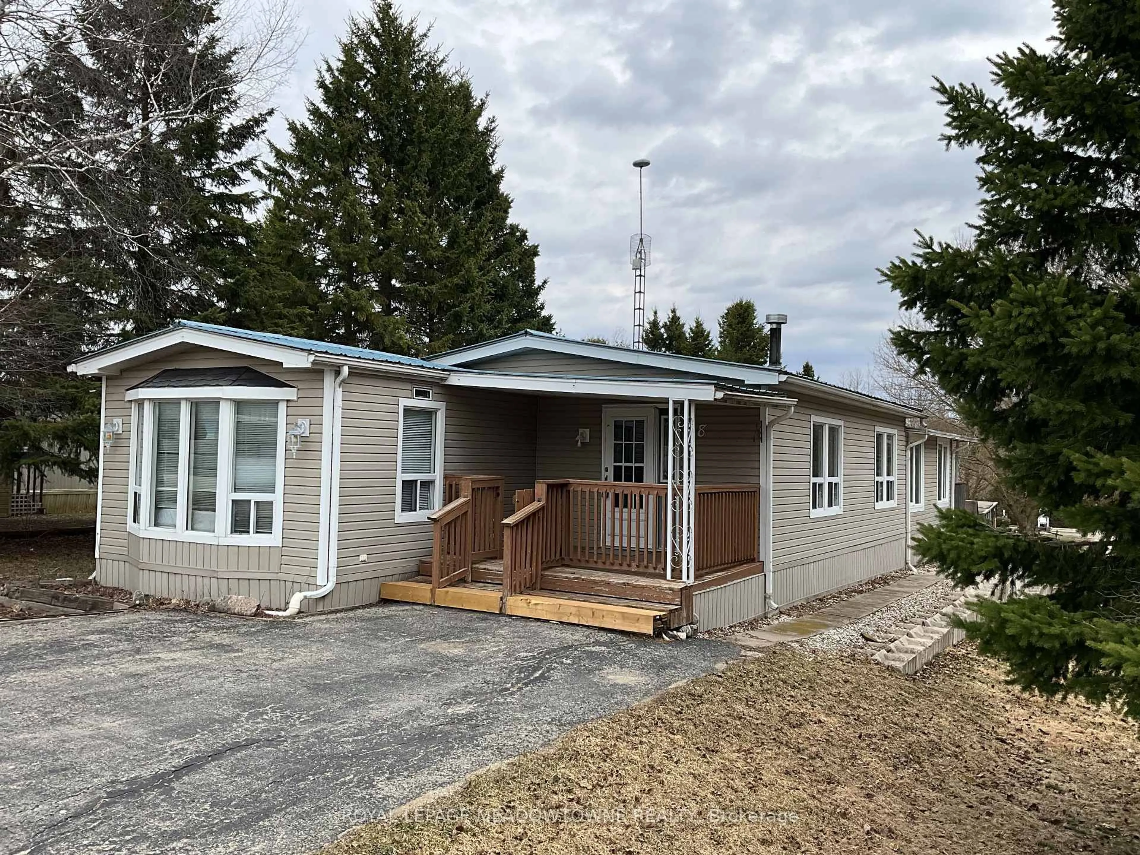Home with vinyl exterior material, street for 8 Grand  Vista Dr, Wellington North Ontario N0G 2L0