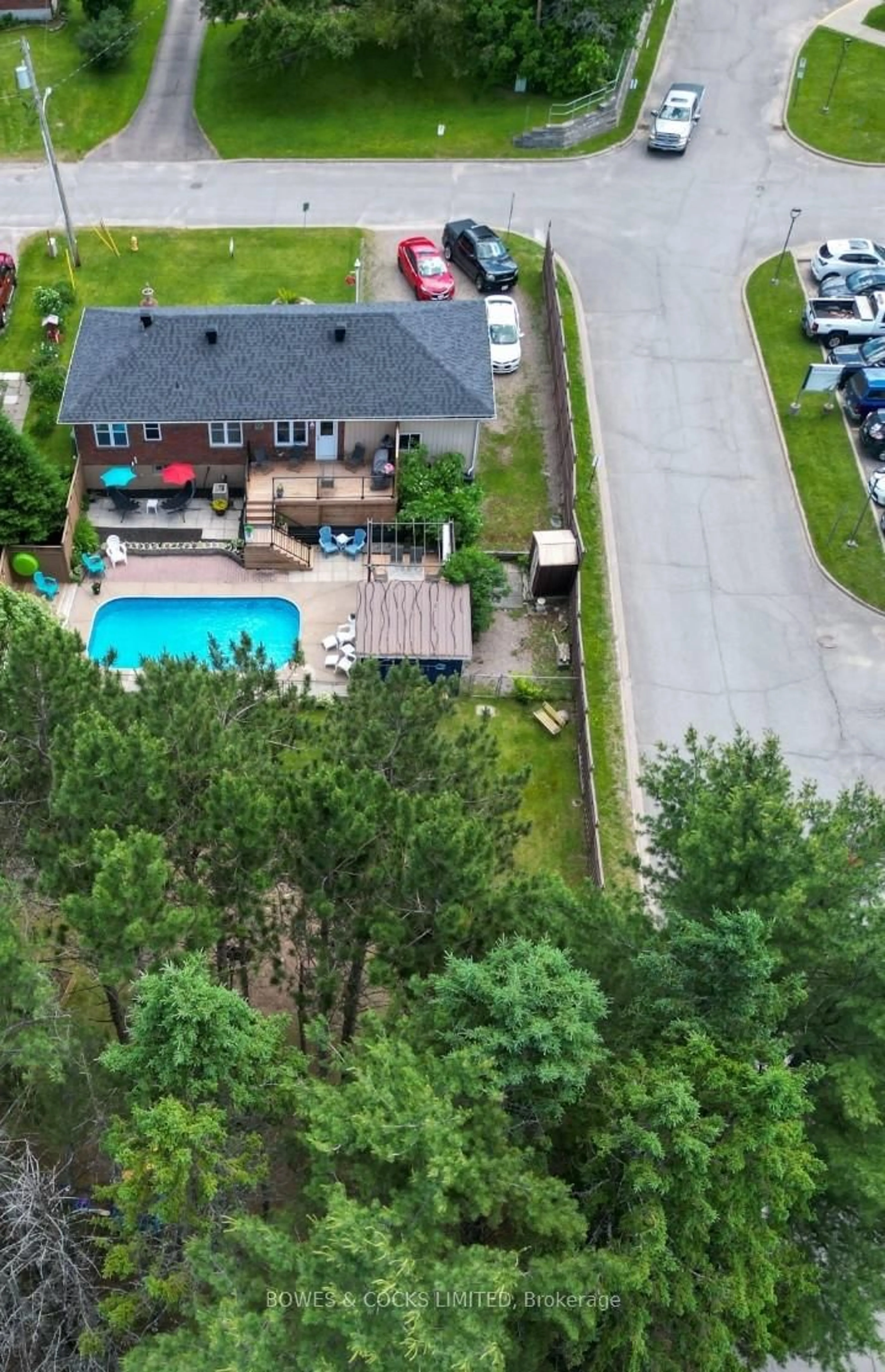 A pic from outside/outdoor area/front of a property/back of a property/a pic from drone, water/lake/river/ocean view for 99 Maple St, Bancroft Ontario K0L 1C0
