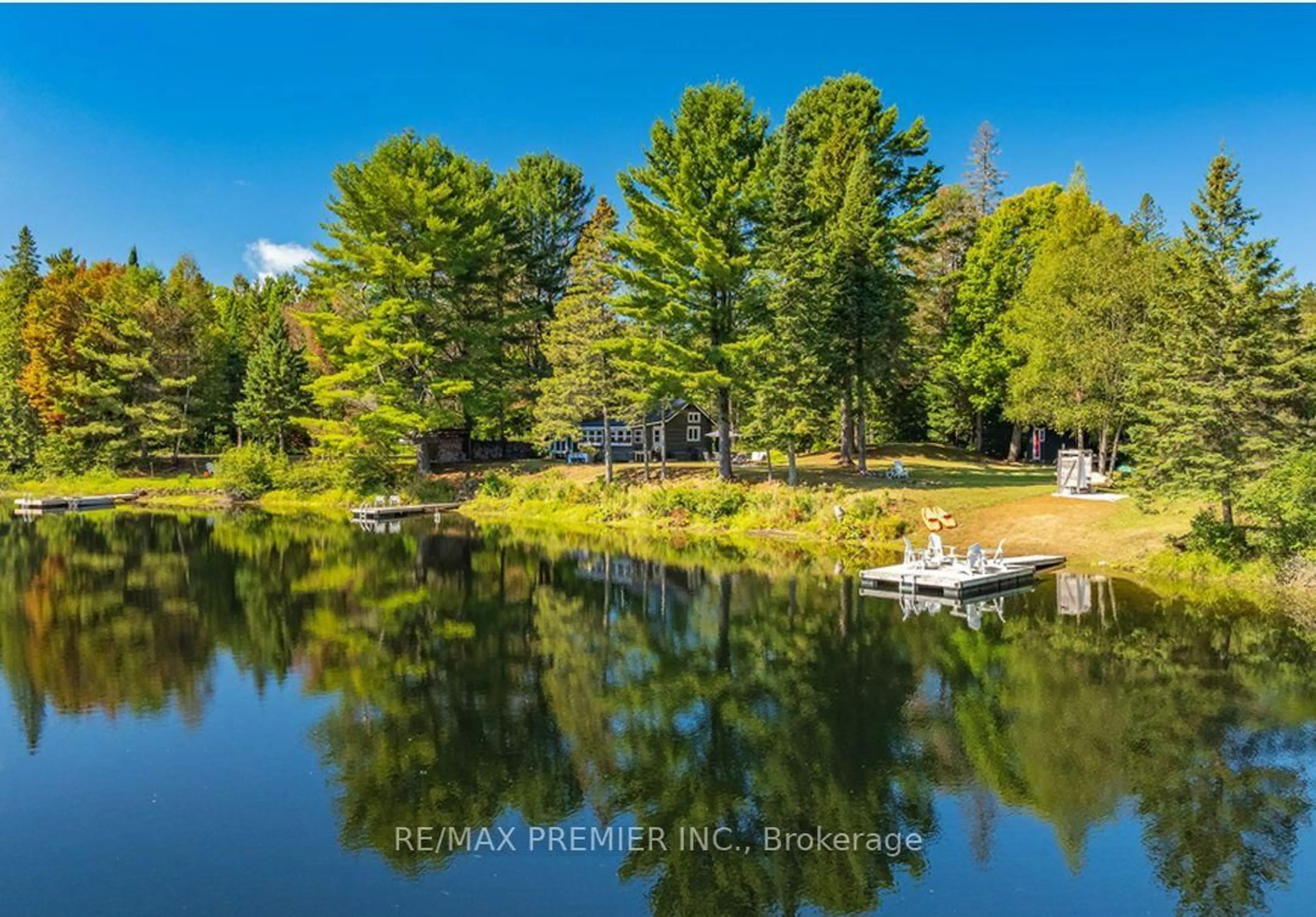 A pic from outside/outdoor area/front of a property/back of a property/a pic from drone, water/lake/river/ocean view for 1130 Colony Rd, Lake of Bays Ontario P1L 1X3
