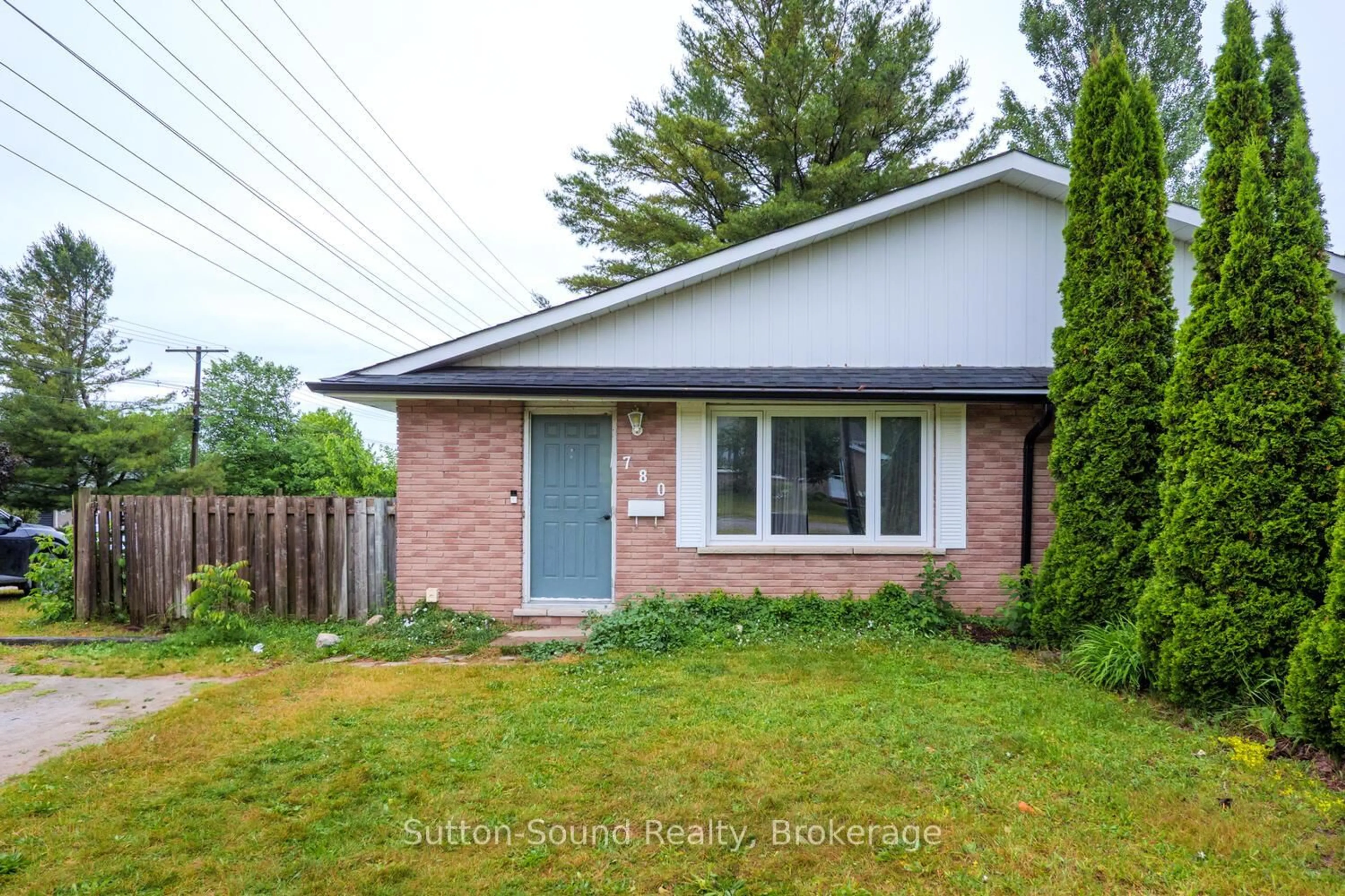 Home with brick exterior material, street for 780 Eastwood Dr, Saugeen Shores Ontario N0H 2C4