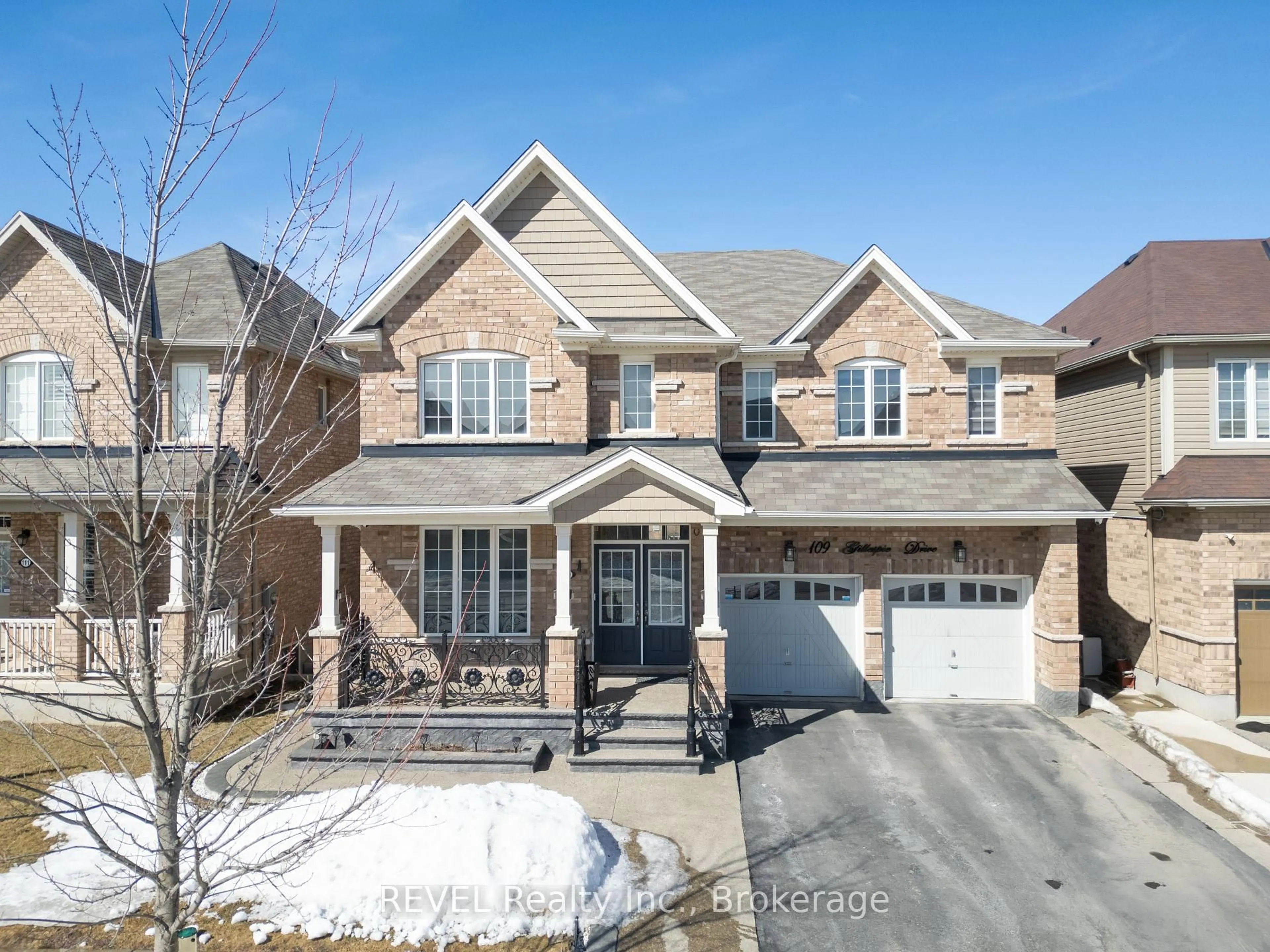 Home with brick exterior material, street for 109 Gillespie Dr, Brantford Ontario N3T 0K1