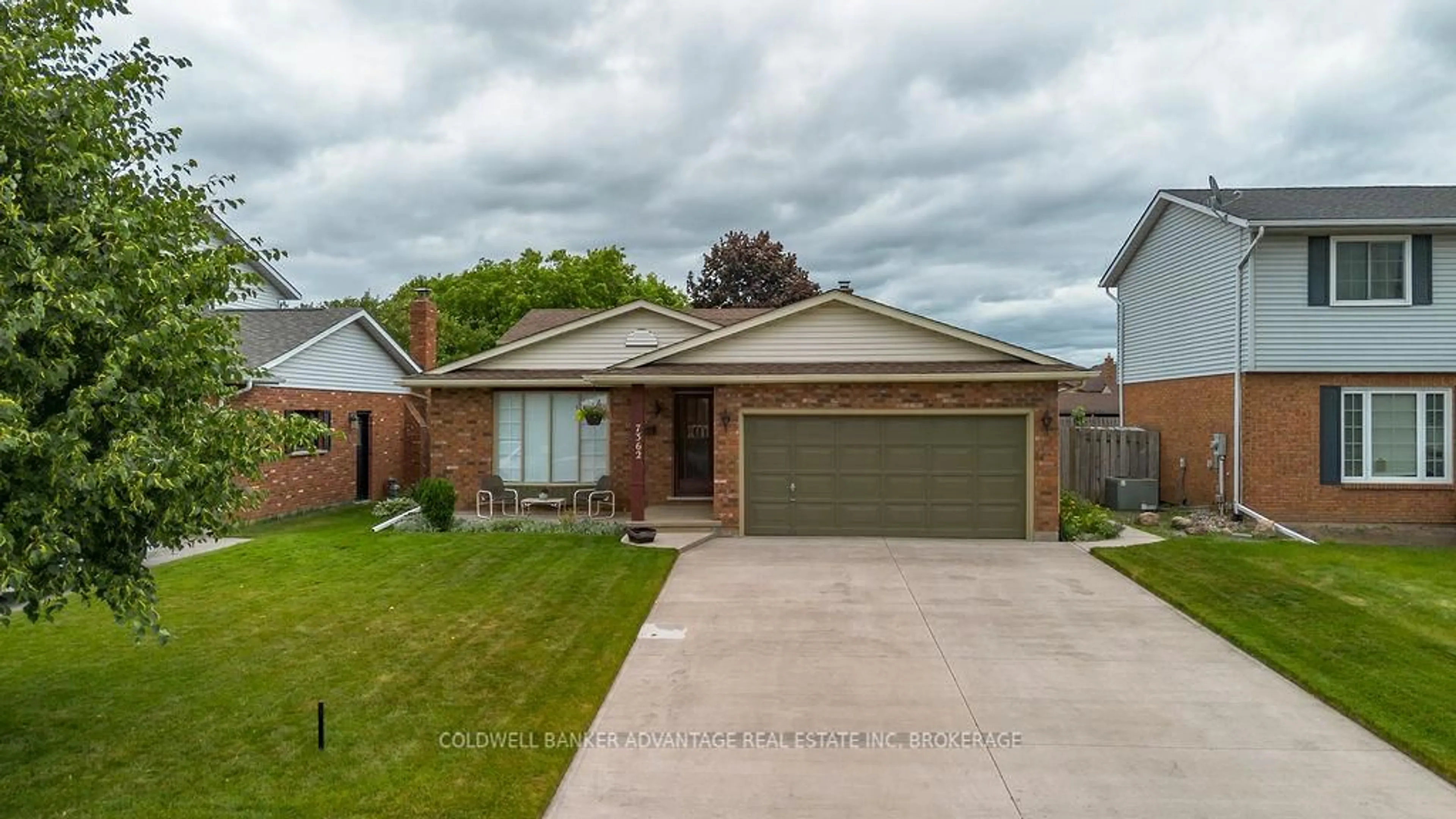 Home with brick exterior material, street for 7362 Nathan Cres, Niagara Falls Ontario L2G 7R6