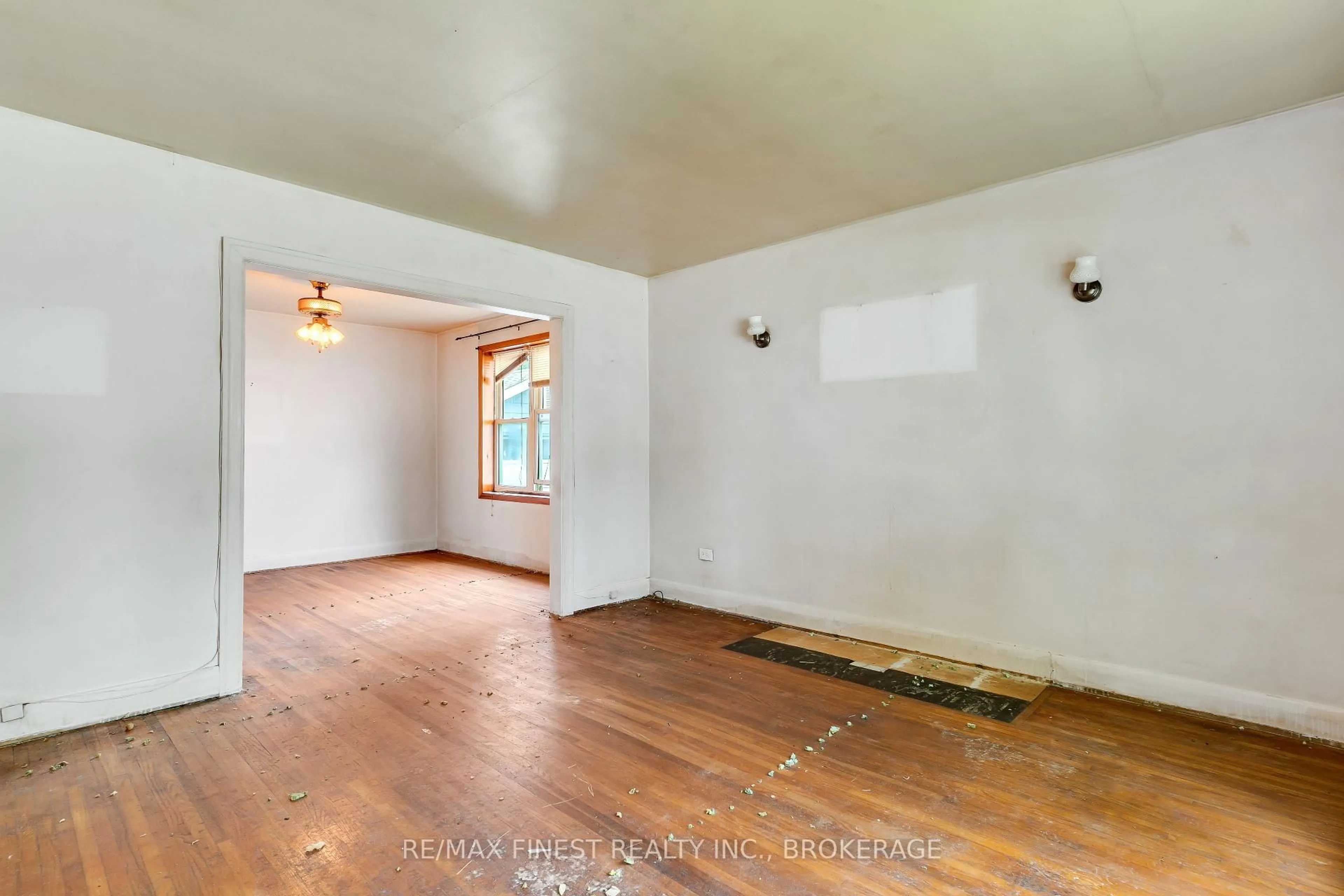 A pic of a room for 202 Helen St, Kingston Ontario K7L 4P4