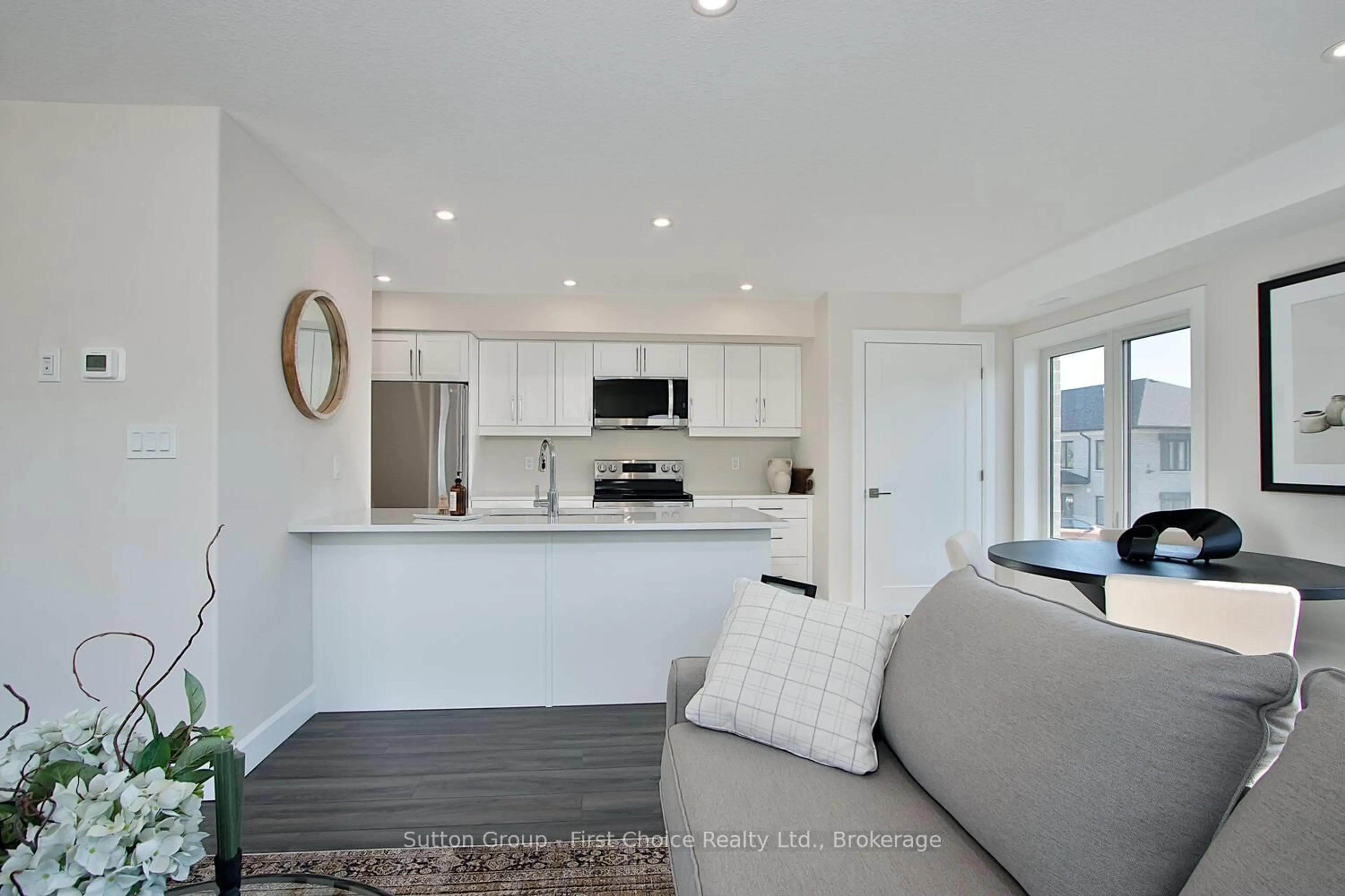 Open concept kitchen, unknown for 3202 VIVIAN Line #40, Stratford Ontario N5A 0K6