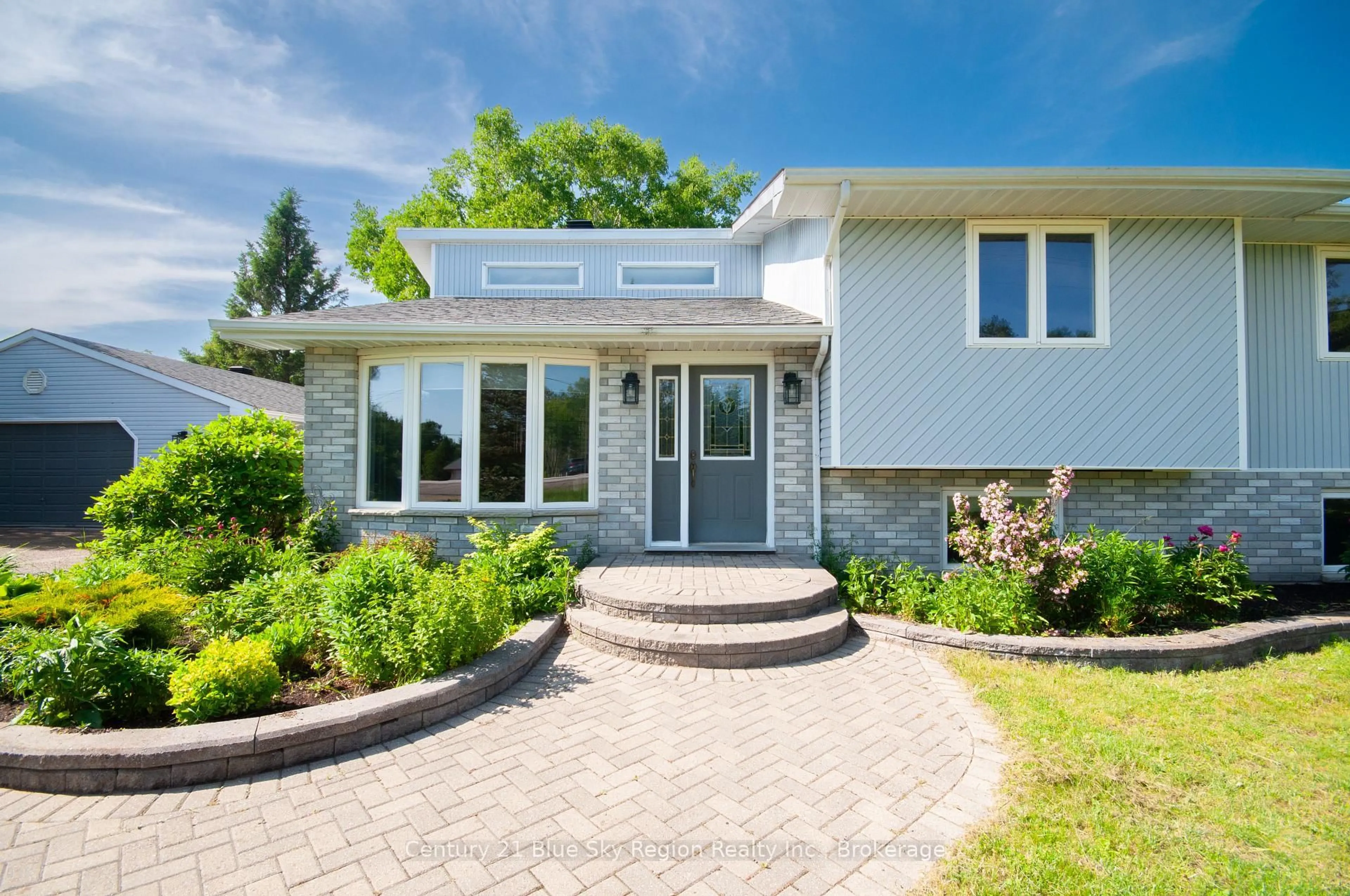 Home with brick exterior material, street for 780 Highway 94, East Ferris Ontario P0H 1K0