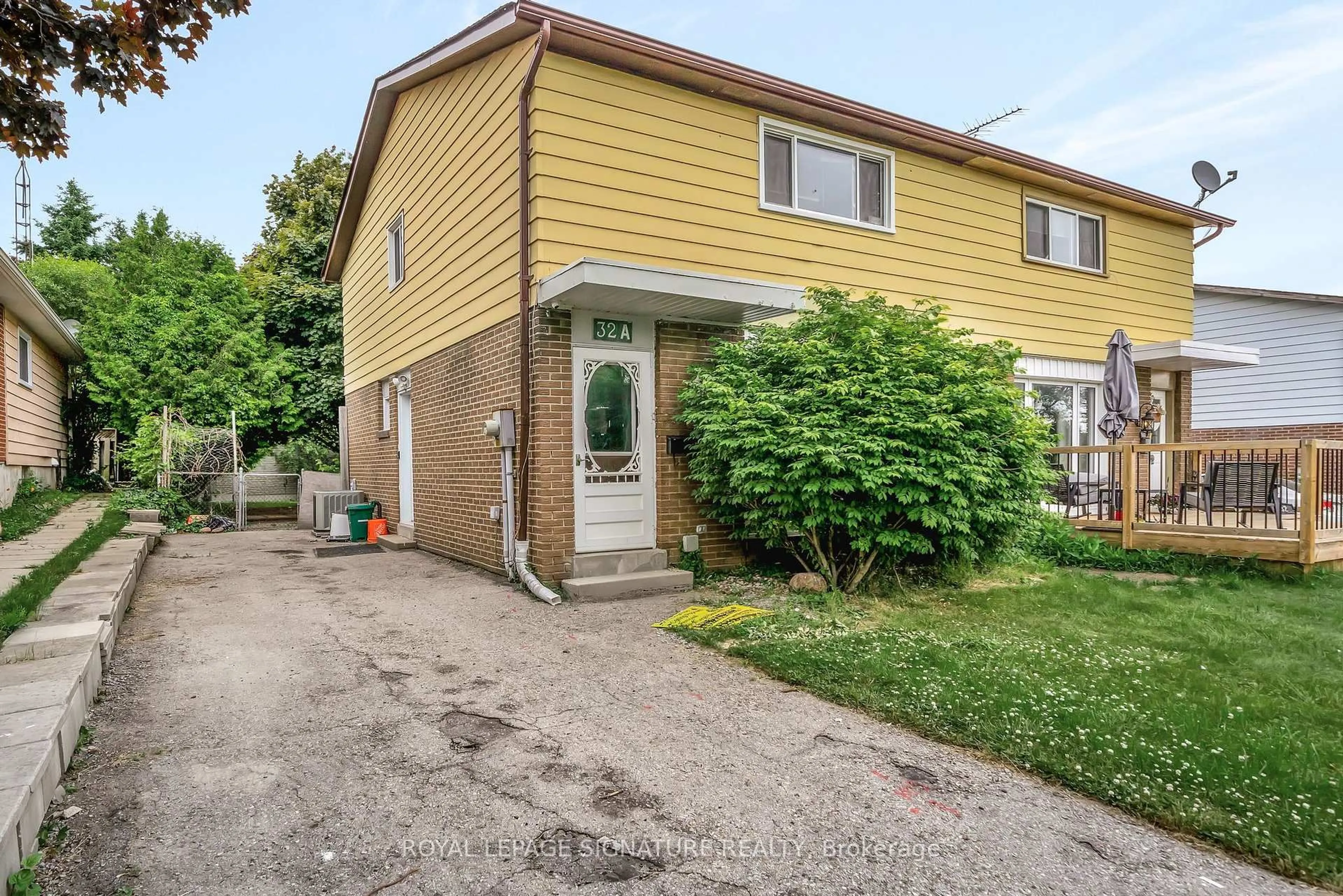 Unknown for 32A Crossley Dr, Port Hope Ontario L1A 3T4