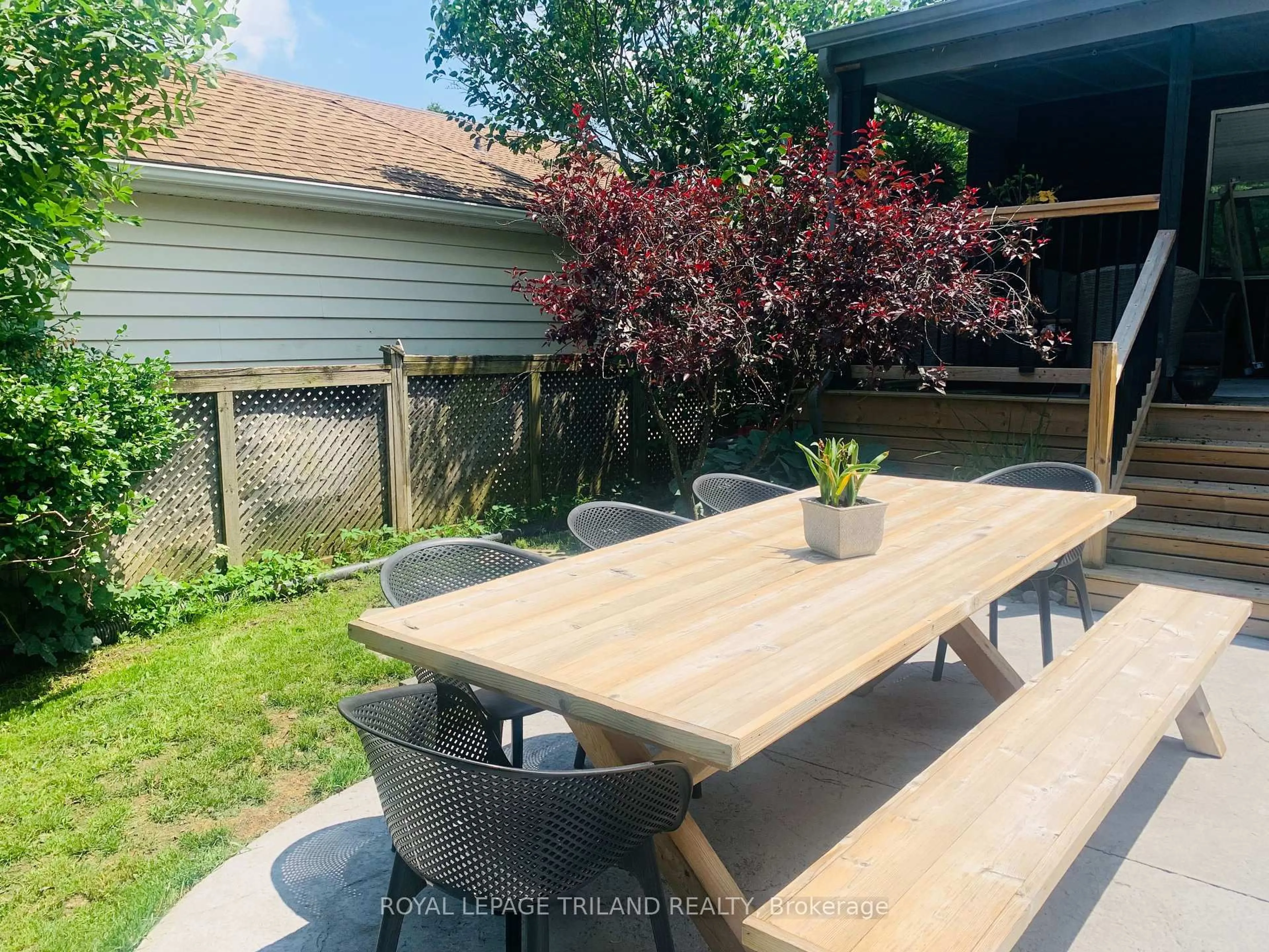 Patio, street for 642 PERCY St, London South Ontario N6C 2L7