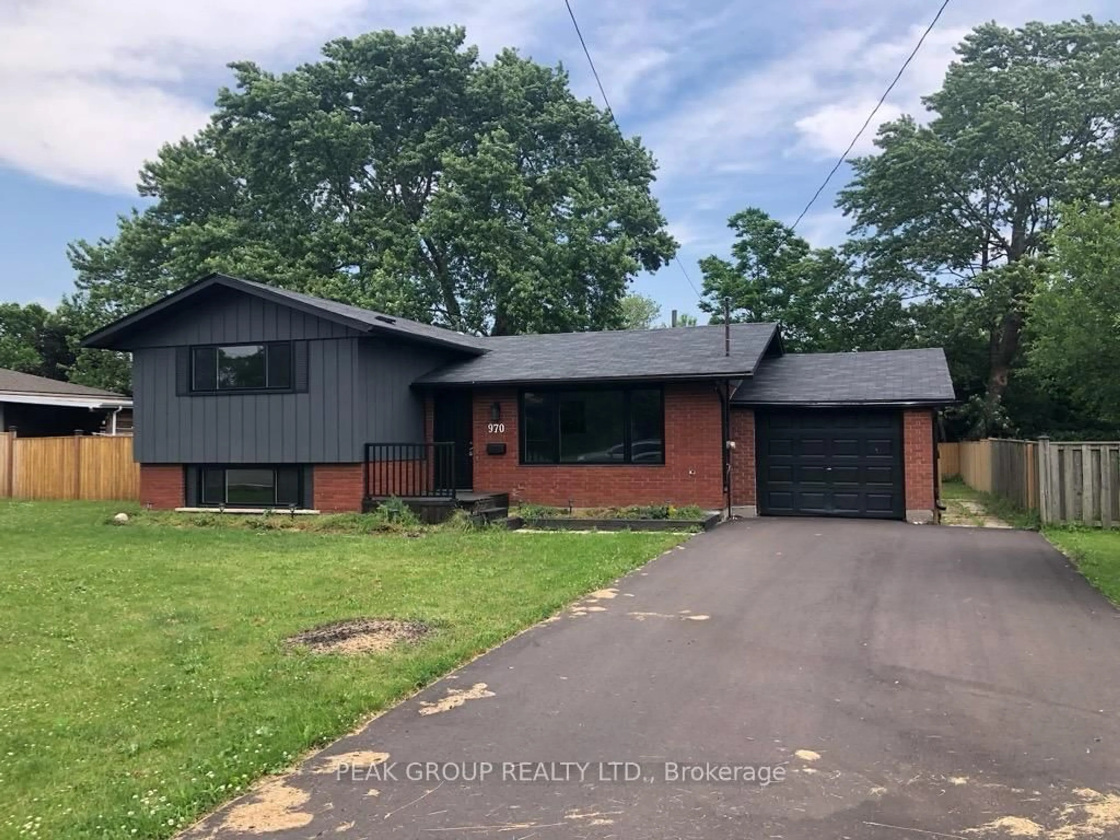 Home with brick exterior material, street for 970 Parkdale Ave, Fort Erie Ontario L0S 1P0