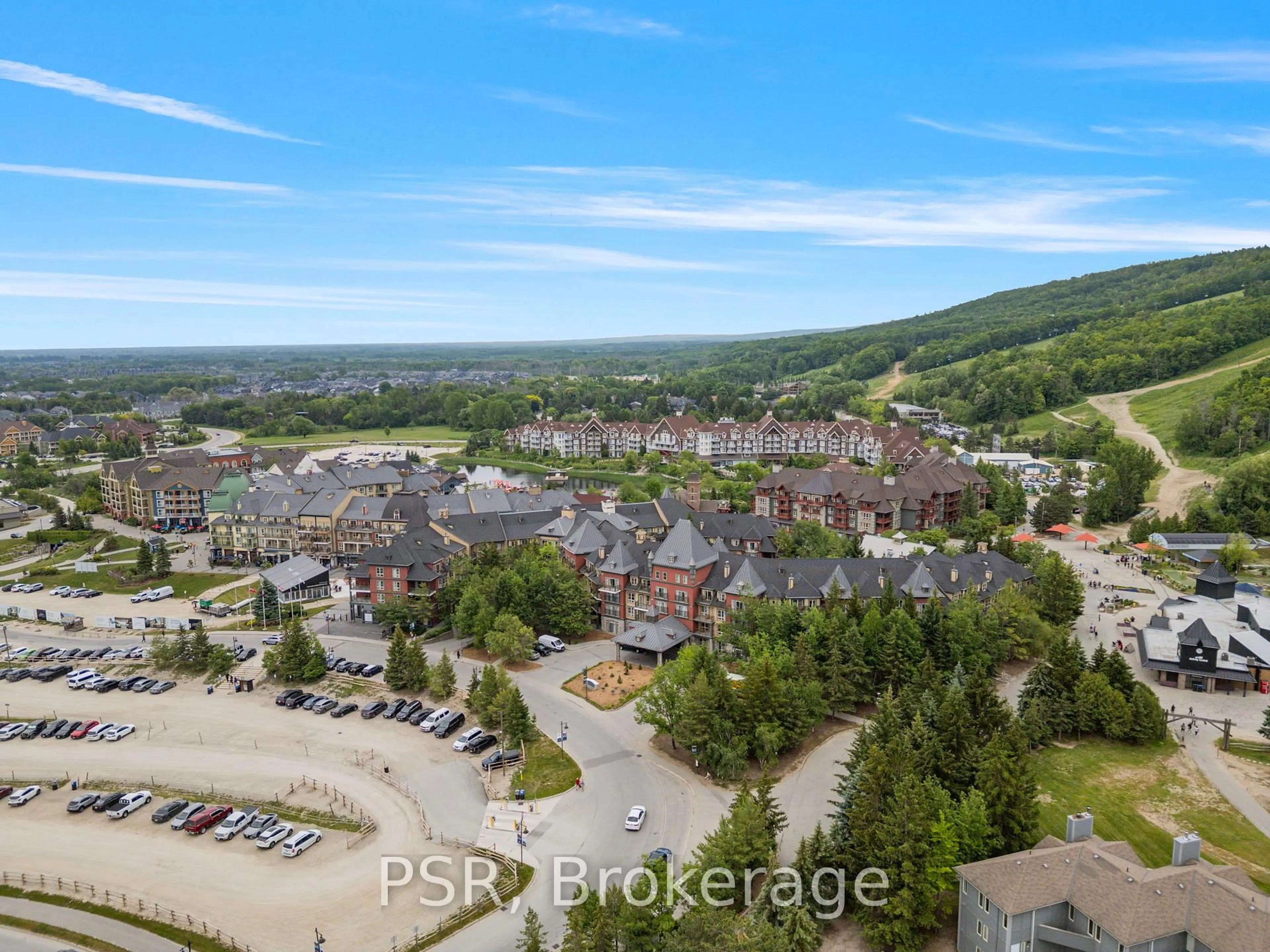 A pic from outside/outdoor area/front of a property/back of a property/a pic from drone, mountain view for 156 Jozo Weider Blvd #465, Blue Mountains Ontario L9Y 0V2
