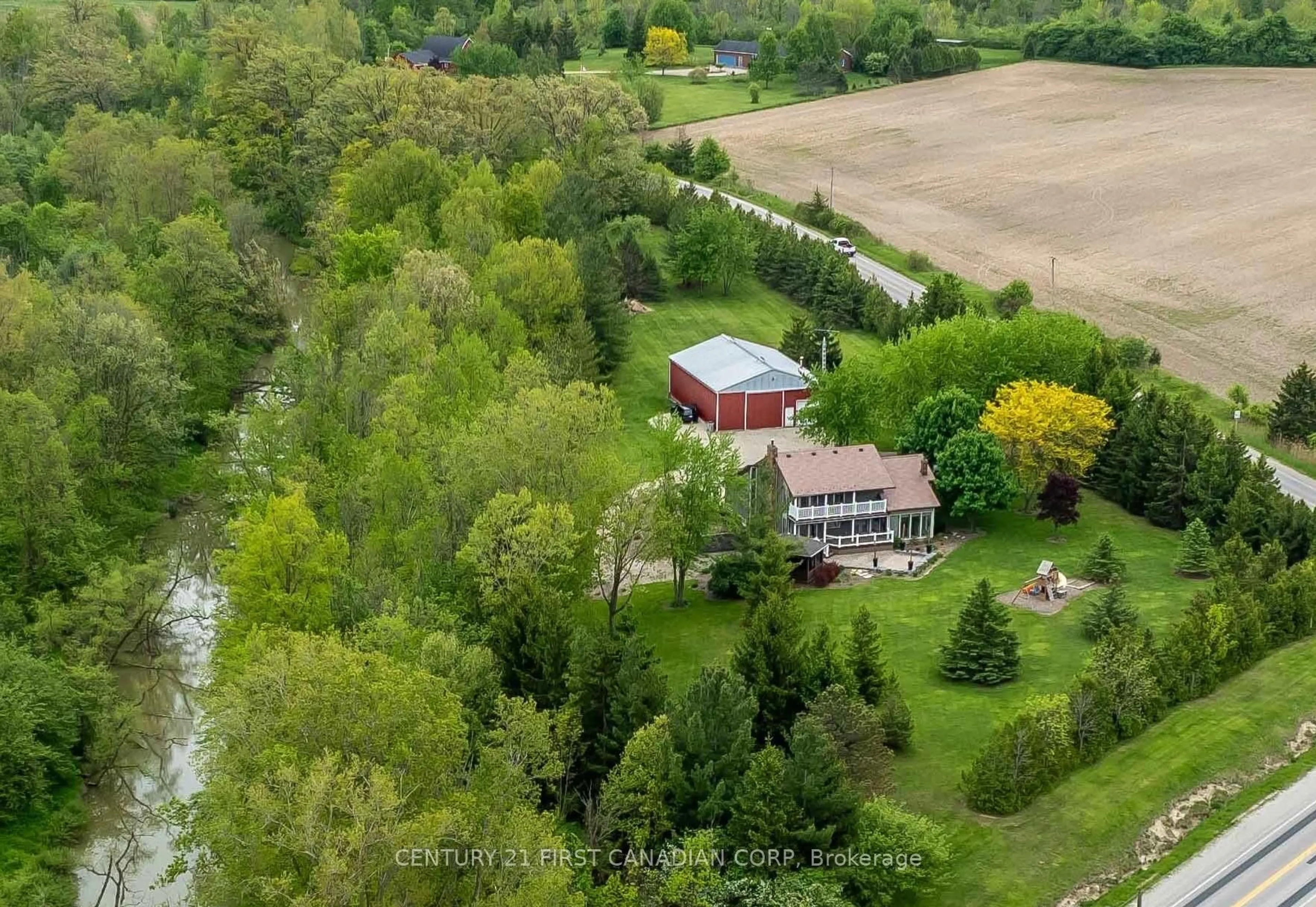 A pic from outside/outdoor area/front of a property/back of a property/a pic from drone, unknown for 6210 Confederation Line, Warwick Ontario N0M 2S0