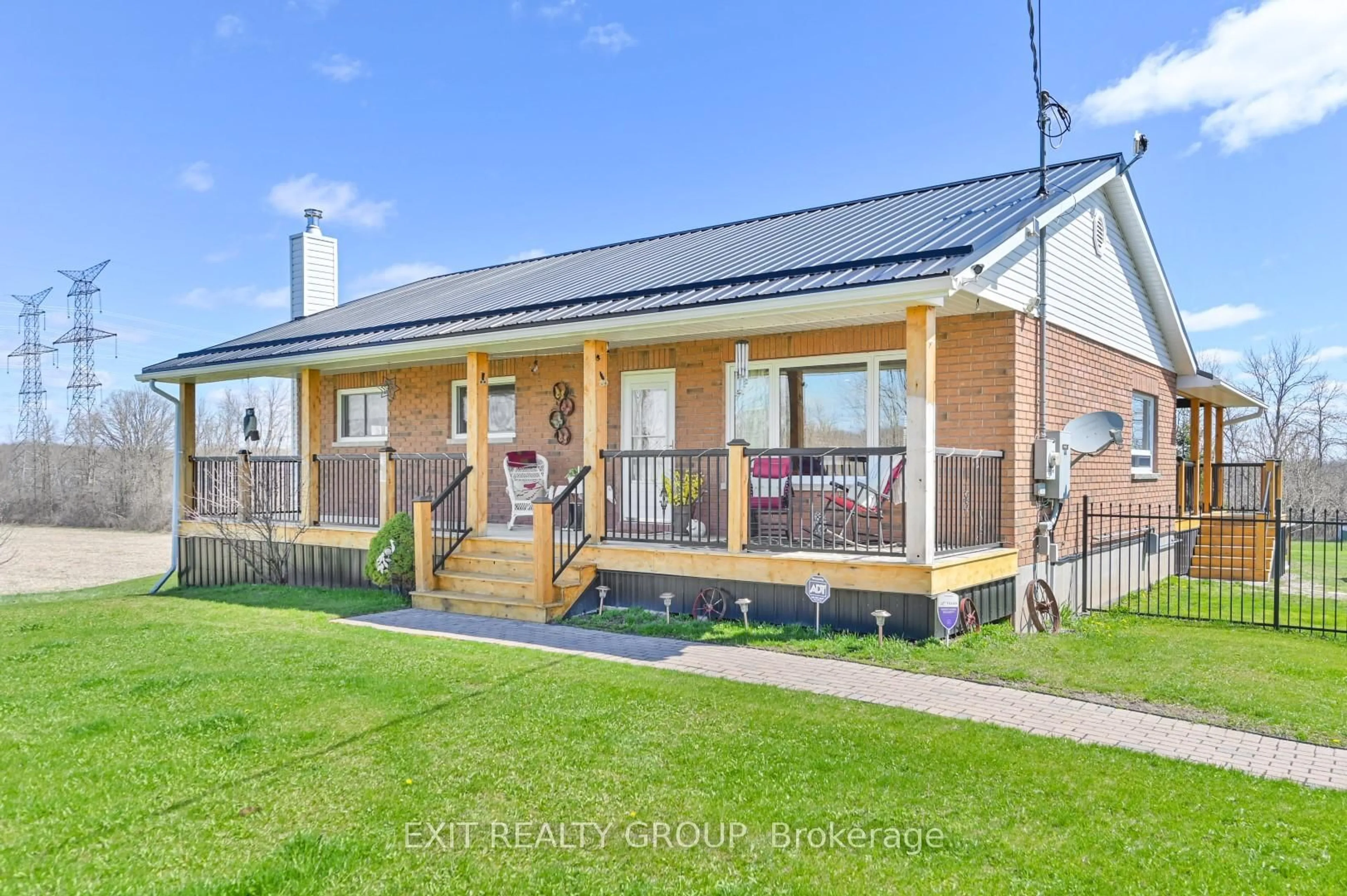 A pic from outside/outdoor area/front of a property/back of a property/a pic from drone, building for 1690 Wallbridge Loyalist Rd, Belleville Ontario K8N 4Z5