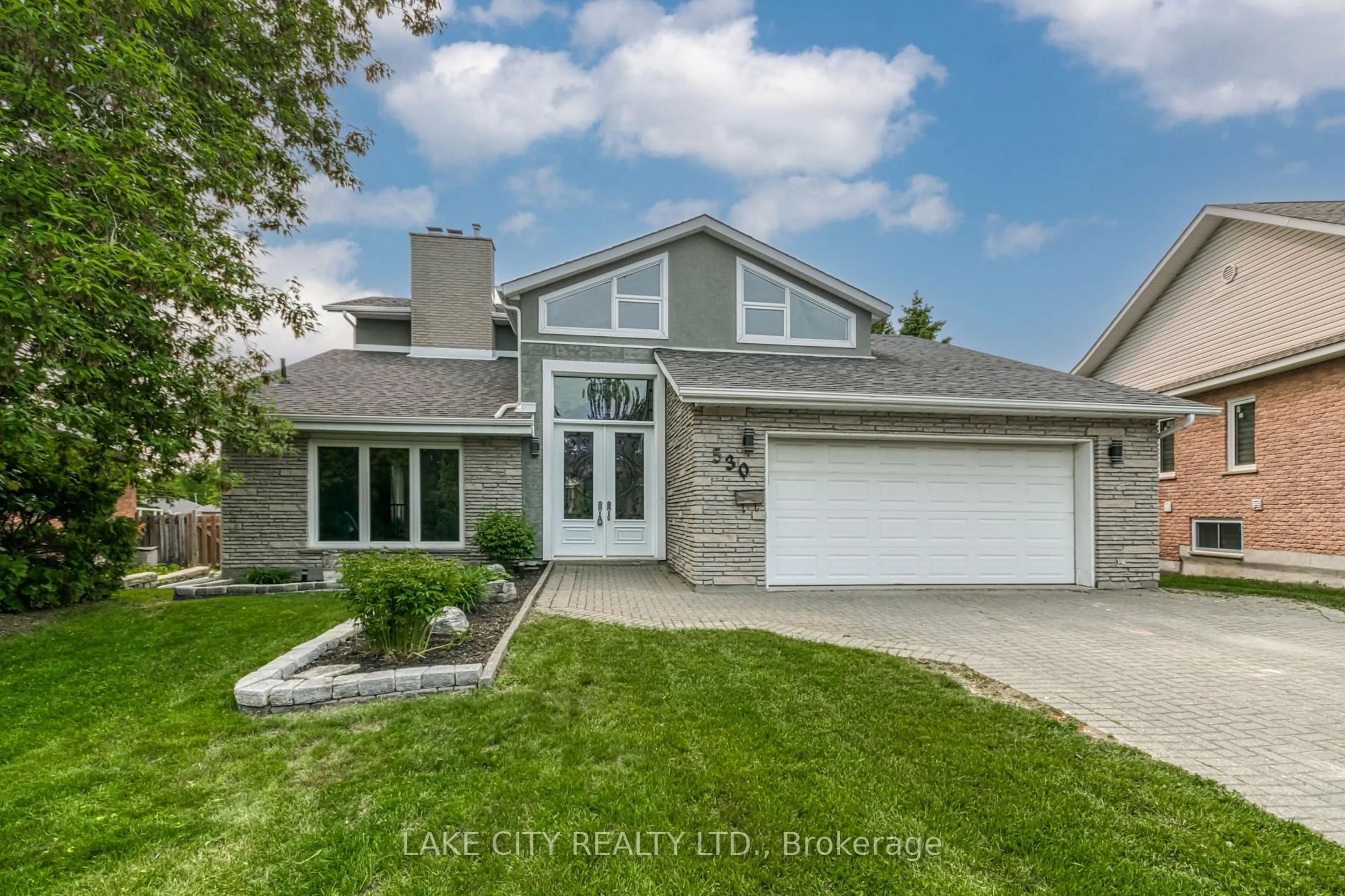 Home with vinyl exterior material, street for 530 Galaxy Crt, Greater Sudbury Ontario P3E 5K5