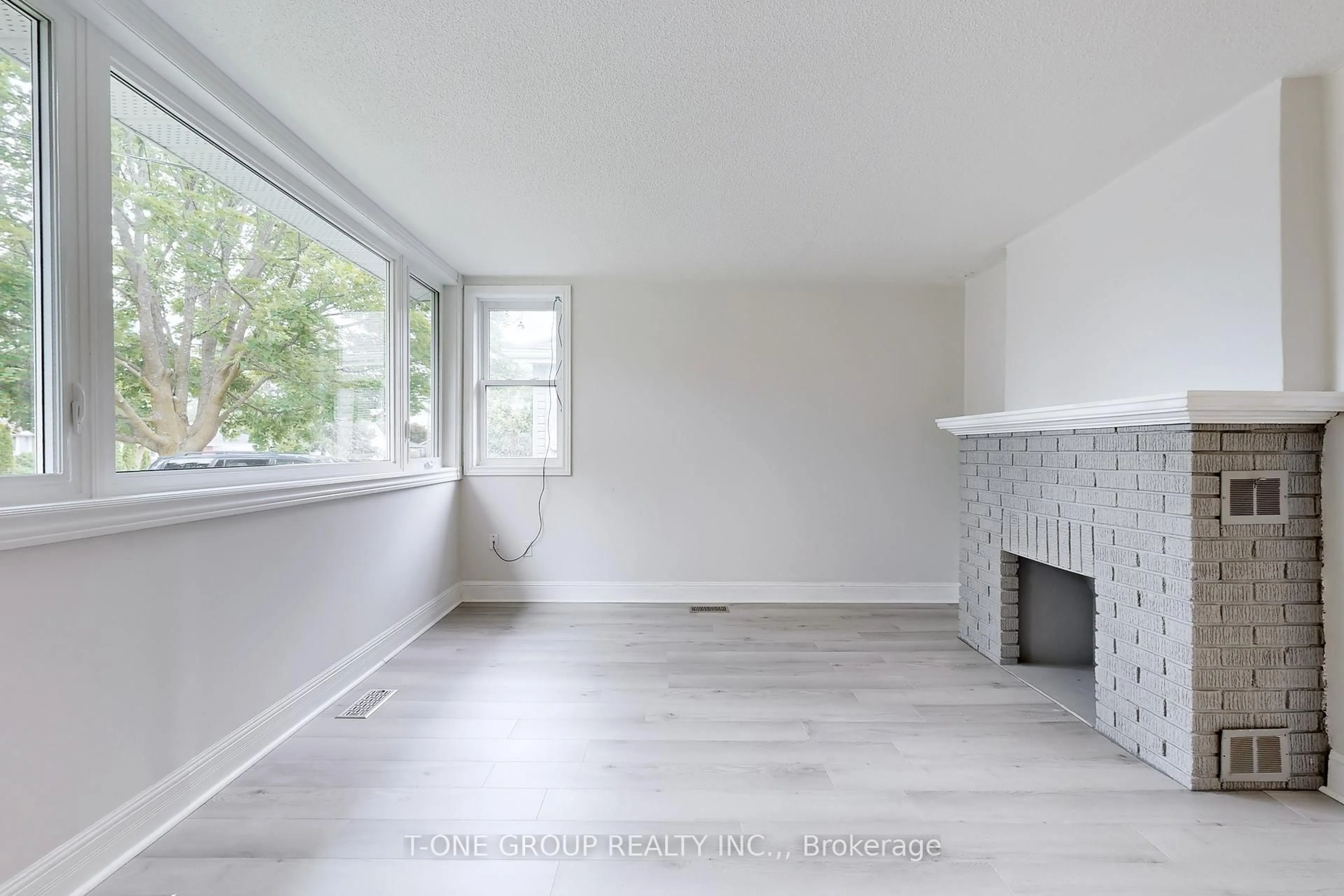 A pic of a room for 38 St David St, Kawartha Lakes Ontario K9V 1N3