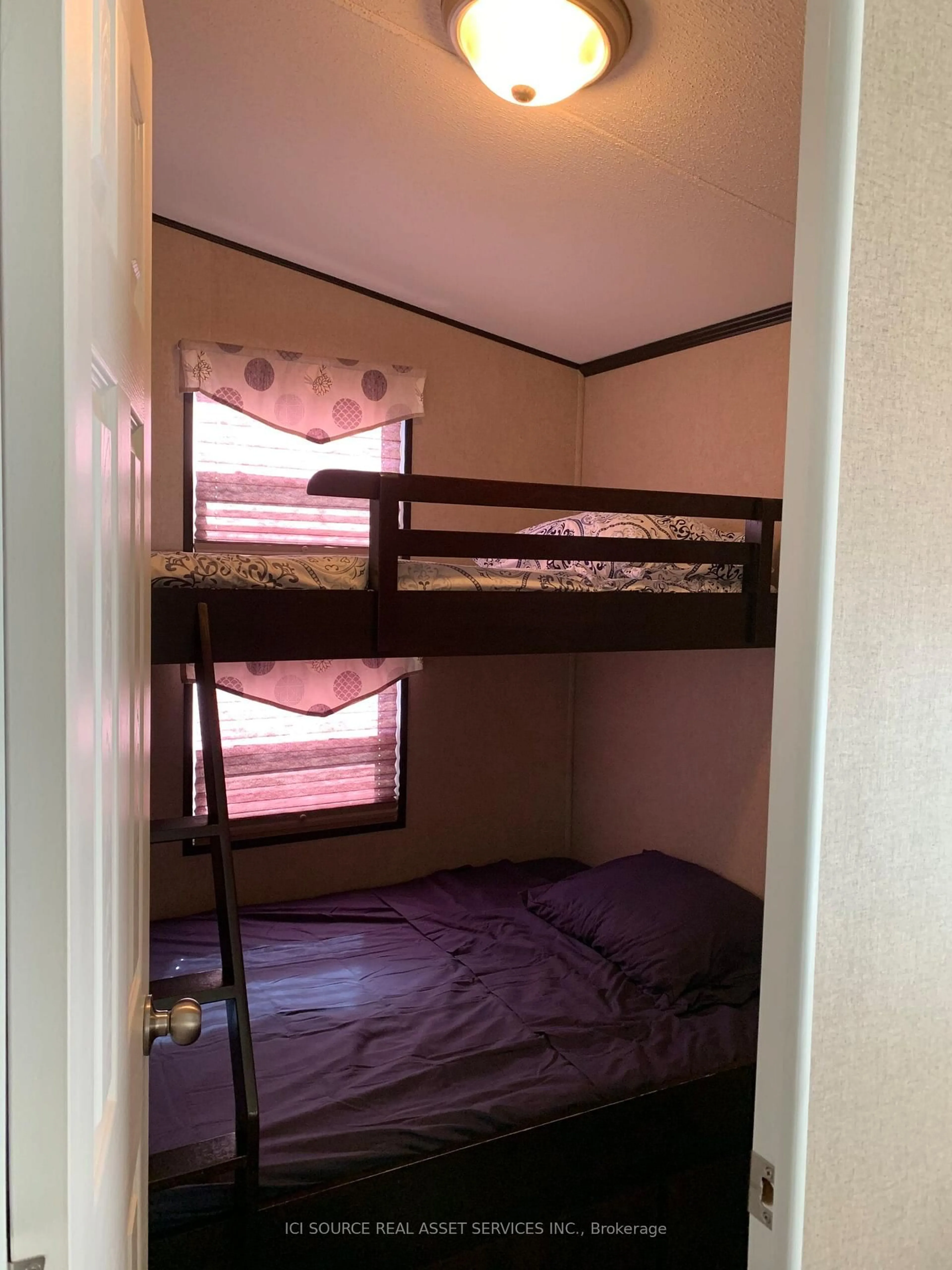 A pic of a room for 1082 Shamrock Marina Rd #SMR056, Gravenhurst Ontario P0E 1N0