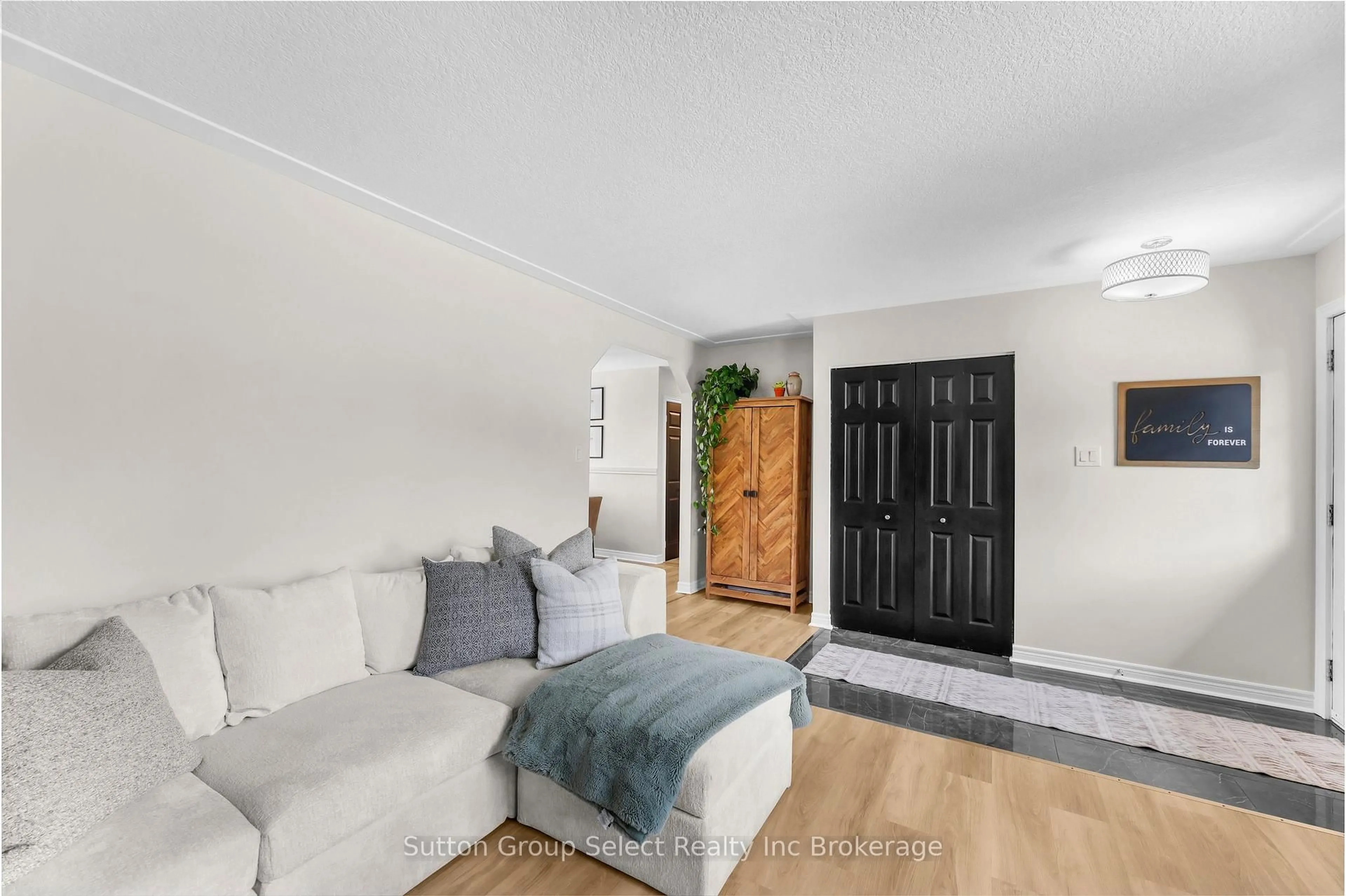 Unknown for 25 Laurier Rd, St. Thomas Ontario N5P 3N6