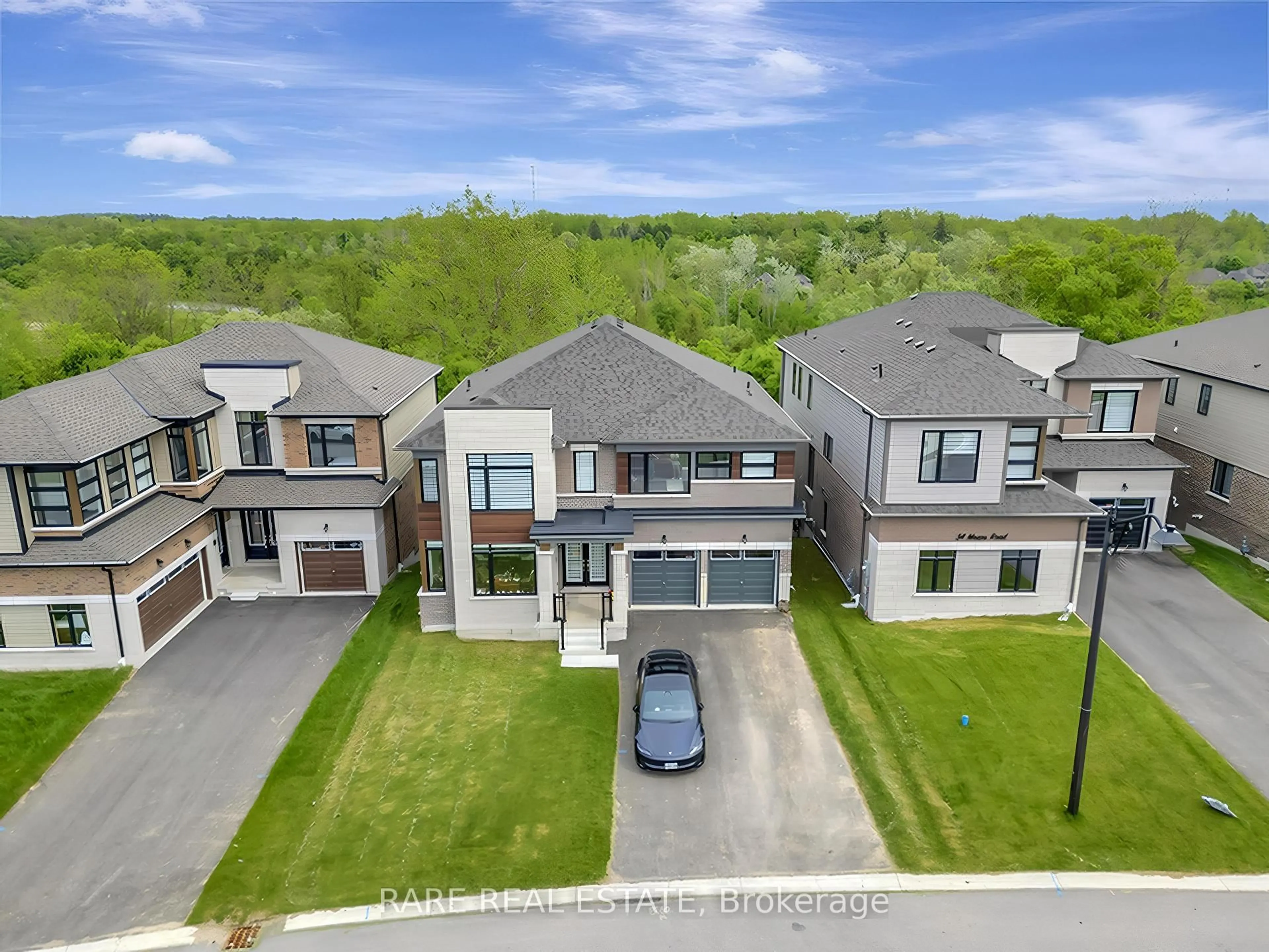 A pic from outside/outdoor area/front of a property/back of a property/a pic from drone, street for 32 Mears Rd, Brant Ontario N3L 0M6