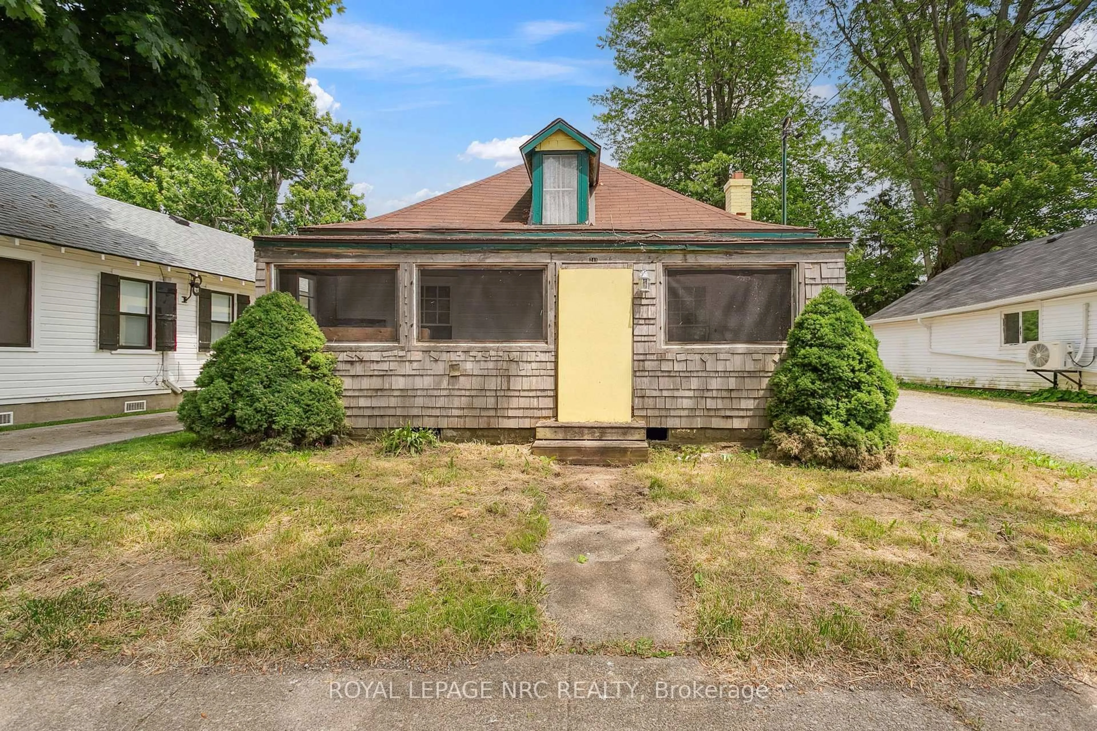 Shed for 241 Lincoln Rd, Fort Erie Ontario L0S 1B0