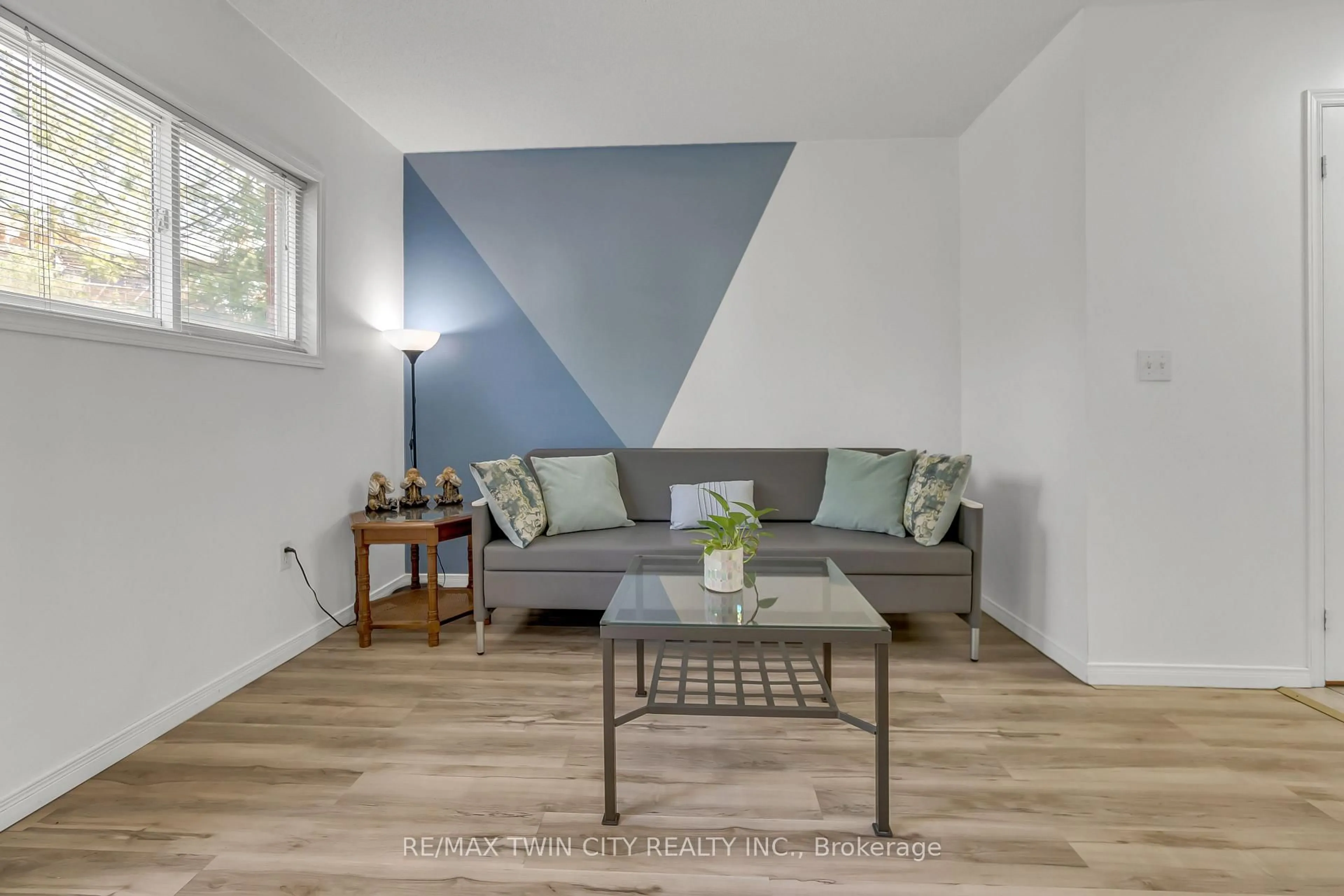 Living room with furniture, unknown for 400 Wilson Ave #31, Kitchener Ontario N2C 2S1