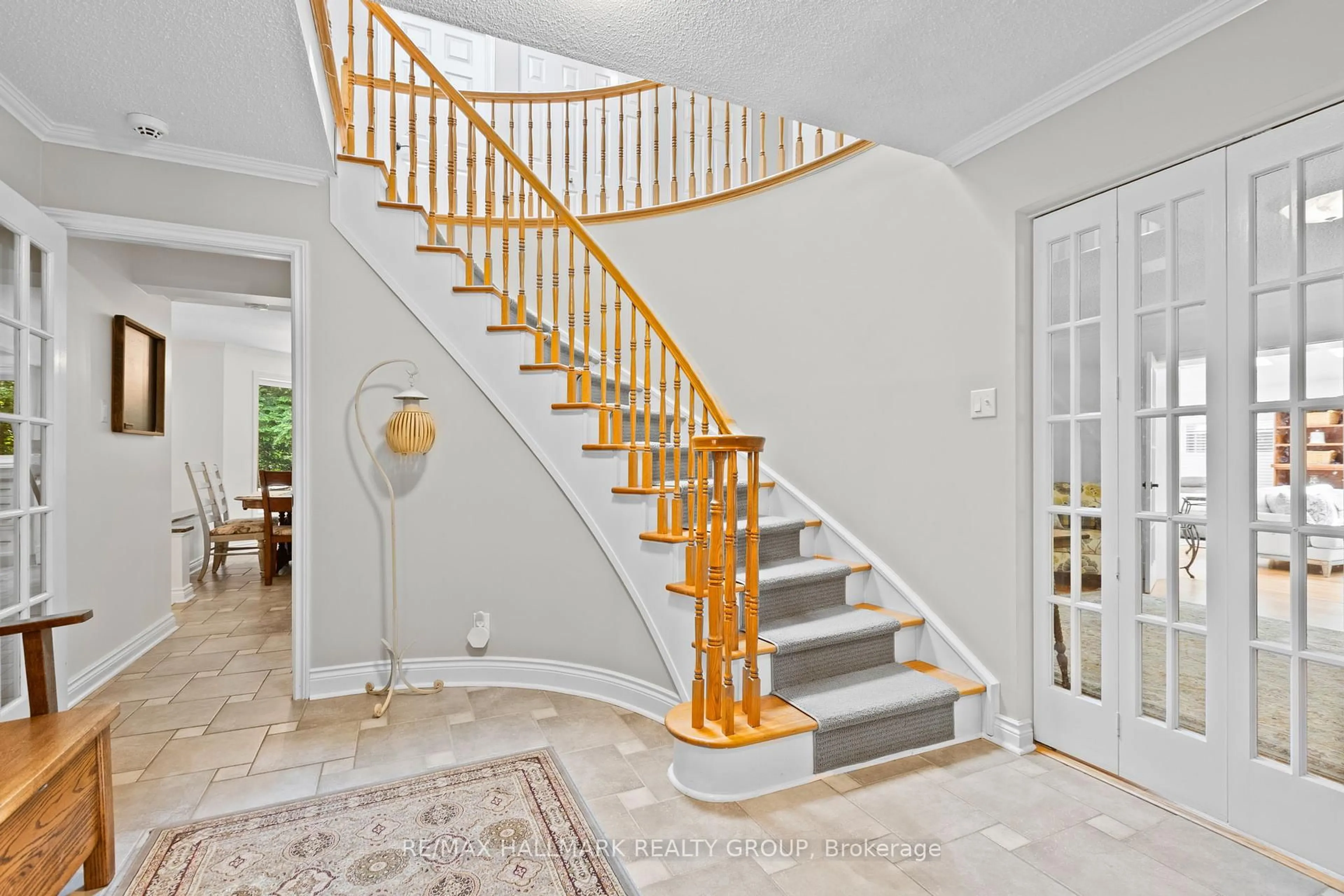 Stairs for 6431 Clingin Lane, Manotick Ontario K4M 1B3