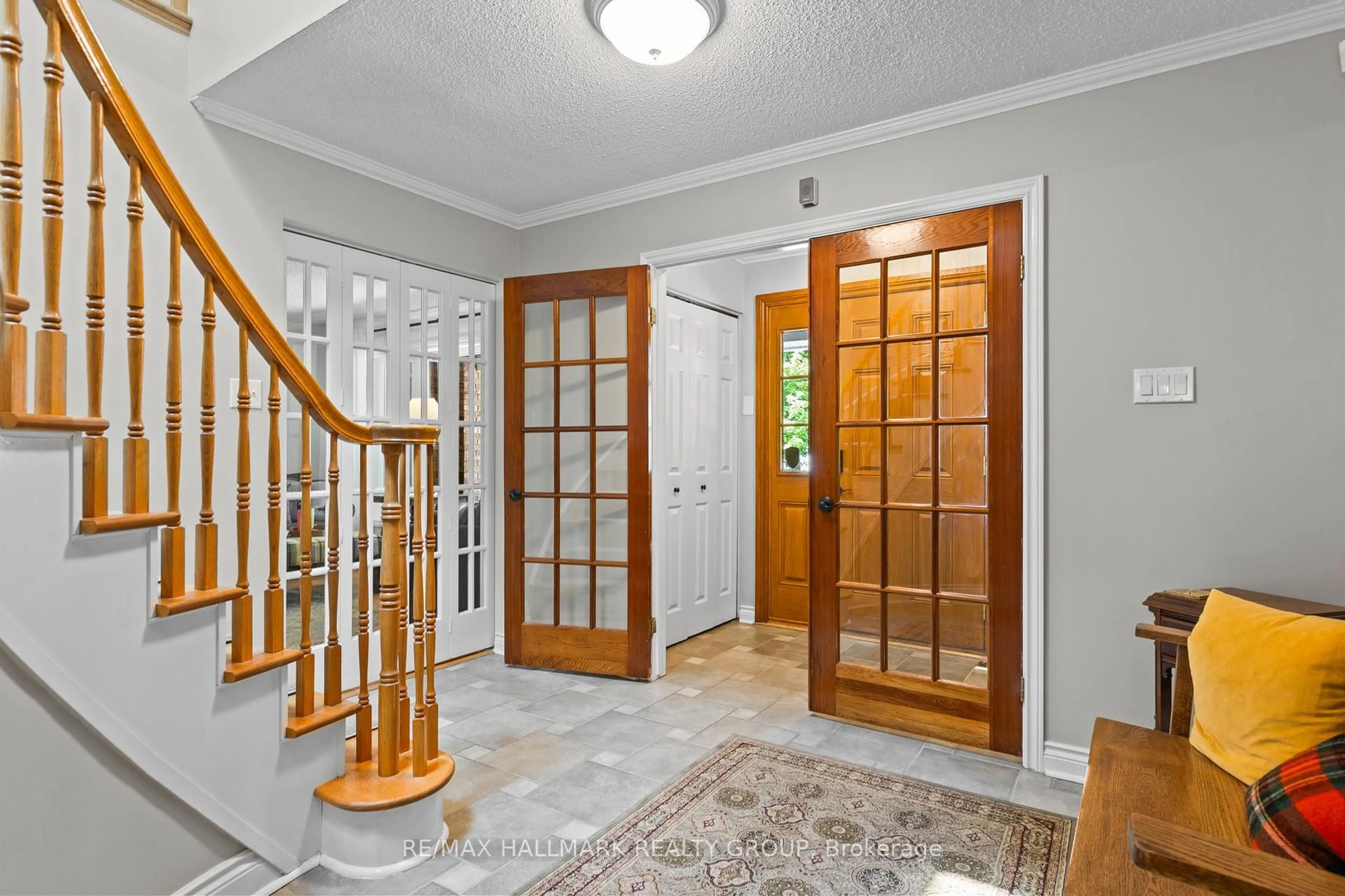 Indoor entryway for 6431 Clingin Lane, Manotick Ontario K4M 1B3