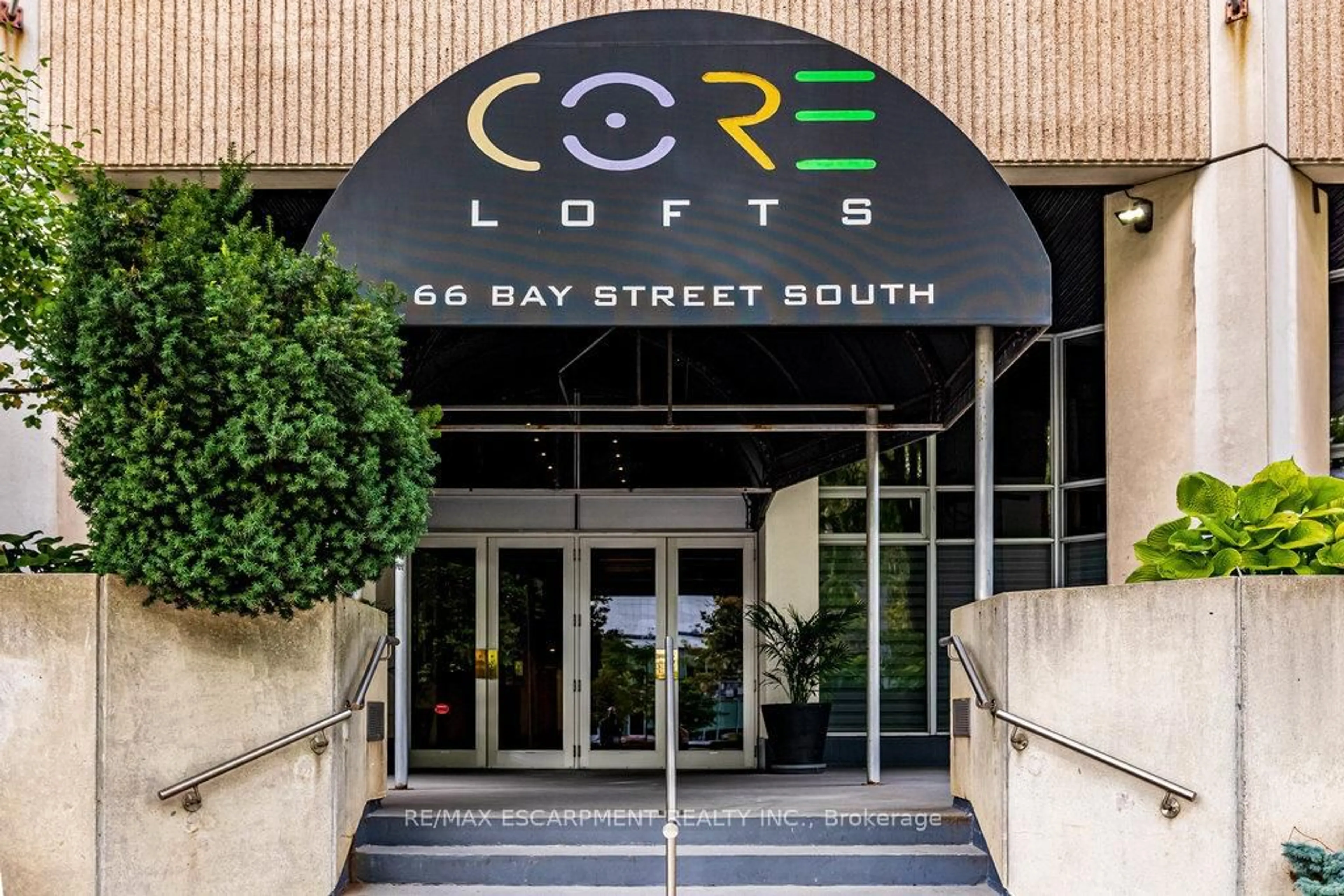 Lobby for 66 Bay St #102, Hamilton Ontario L8P 4Z6