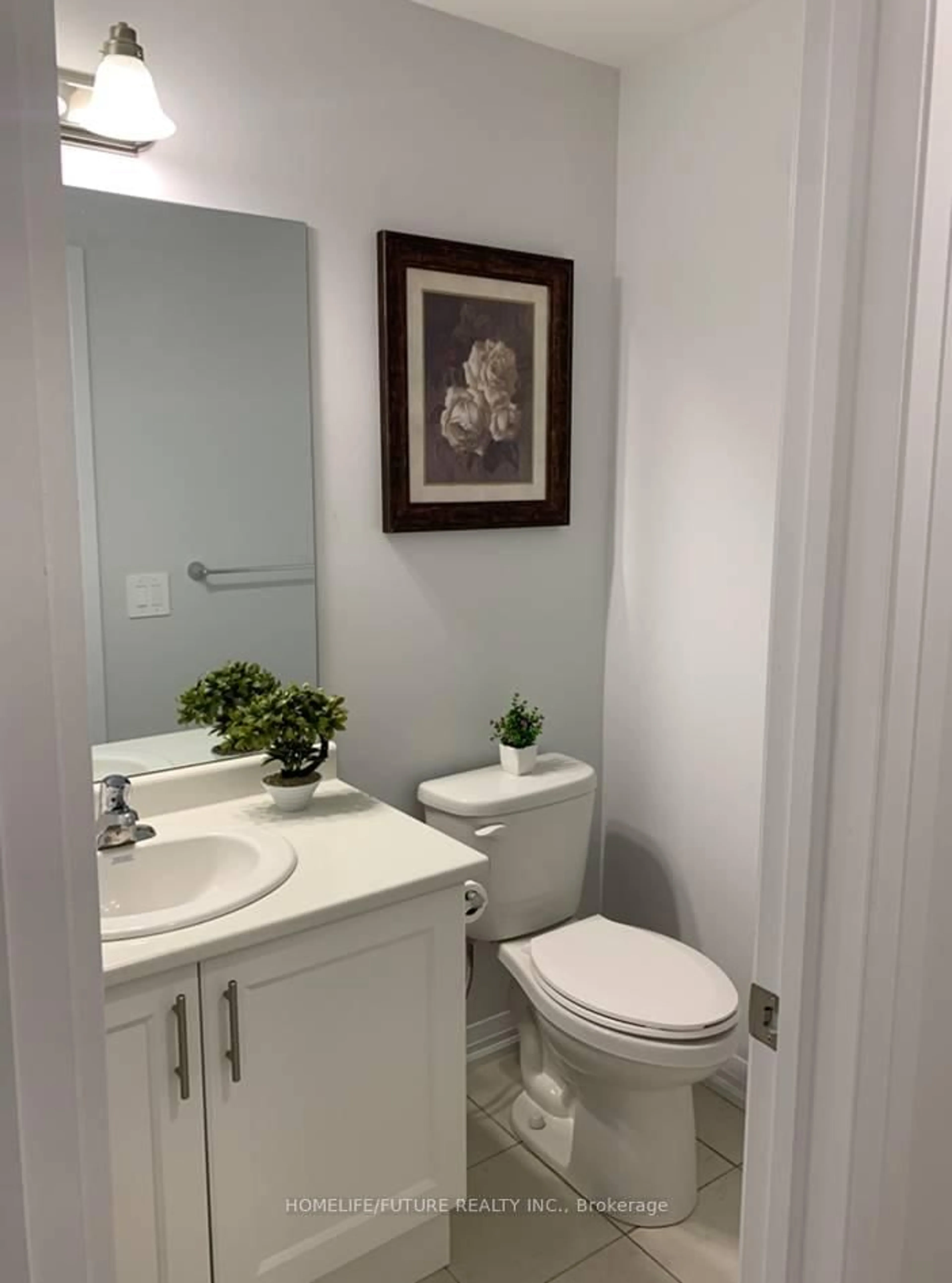 Standard bathroom, unknown for 42 Keenan St, Kawartha Lakes Ontario K9V 6C2