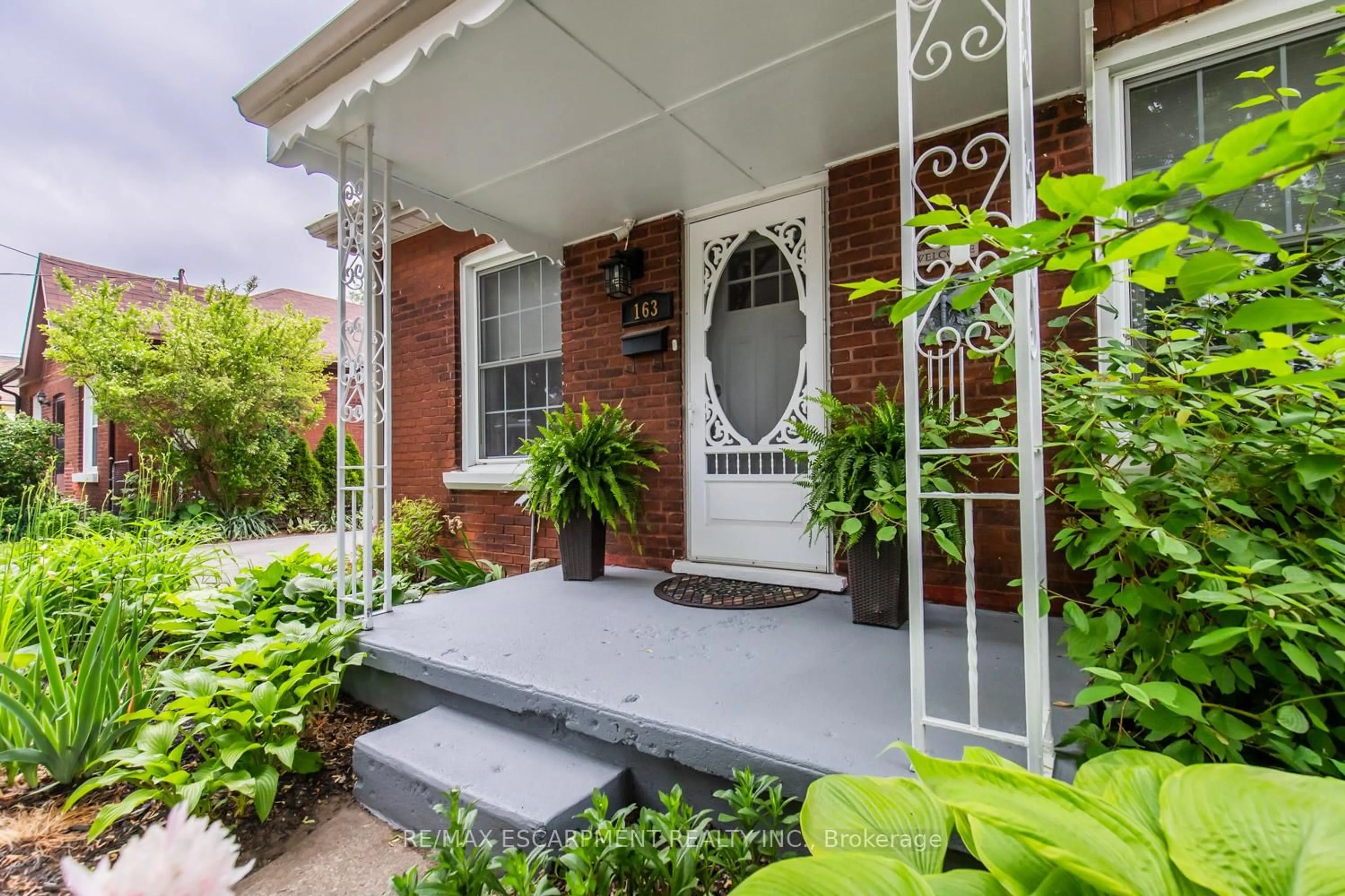 Unknown for 163 Campbell St, Brantford Ontario N3S 5B4