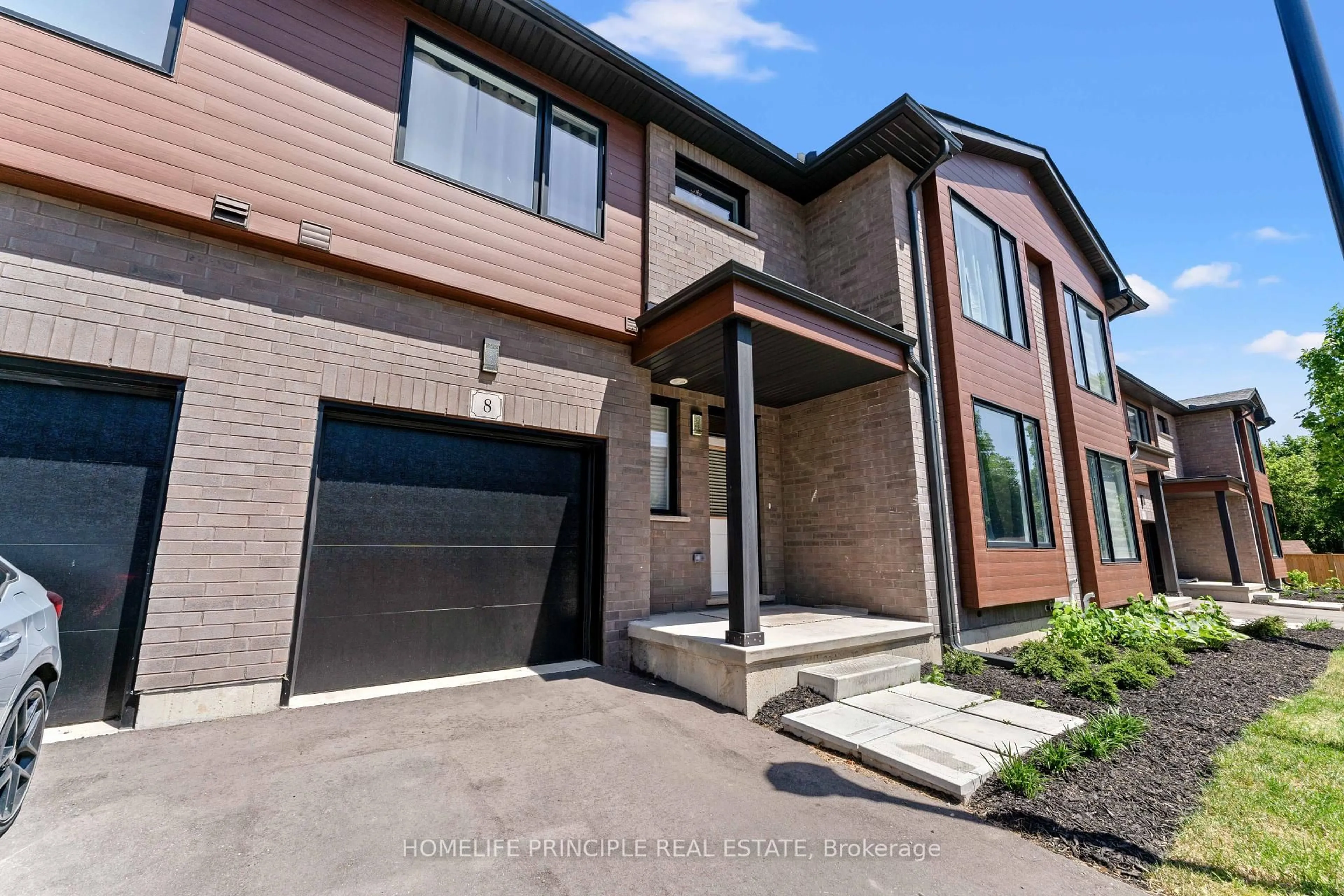 Home with brick exterior material, street for 264 Blair Rd #8, Cambridge Ontario N1S 4K9