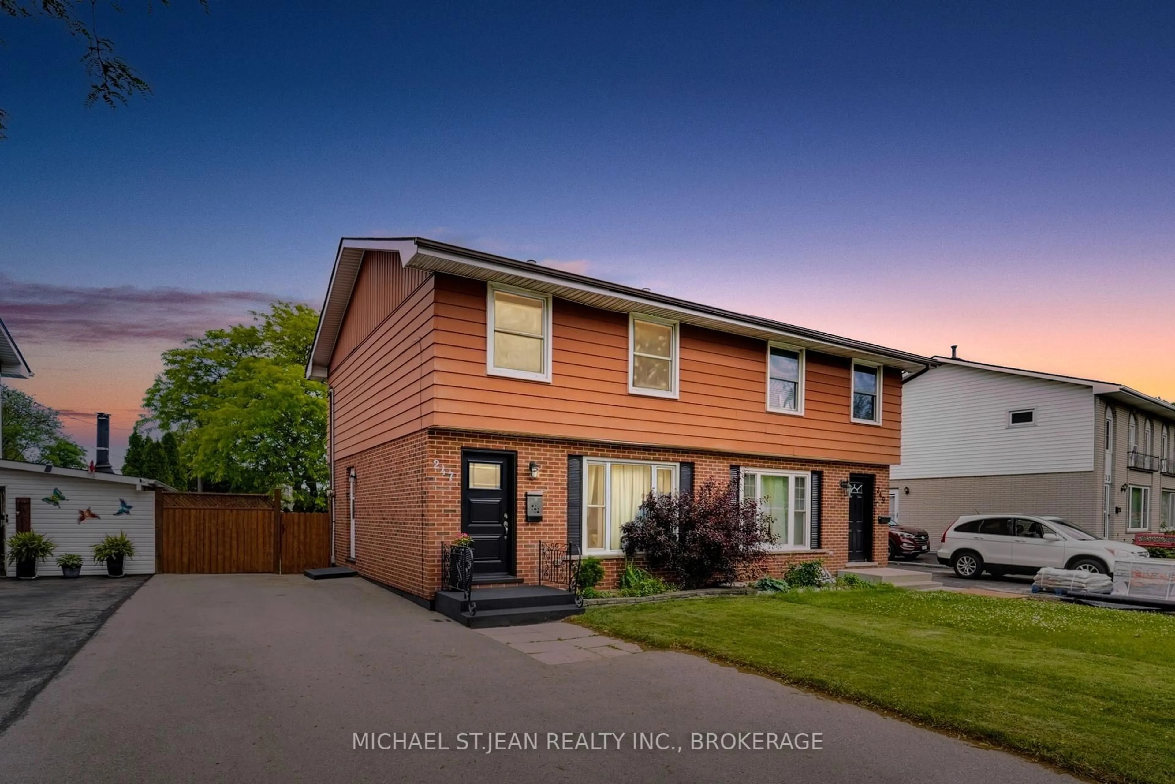 Home with brick exterior material, street for 247 St Andrews Dr, Hamilton Ontario L8K 5K2