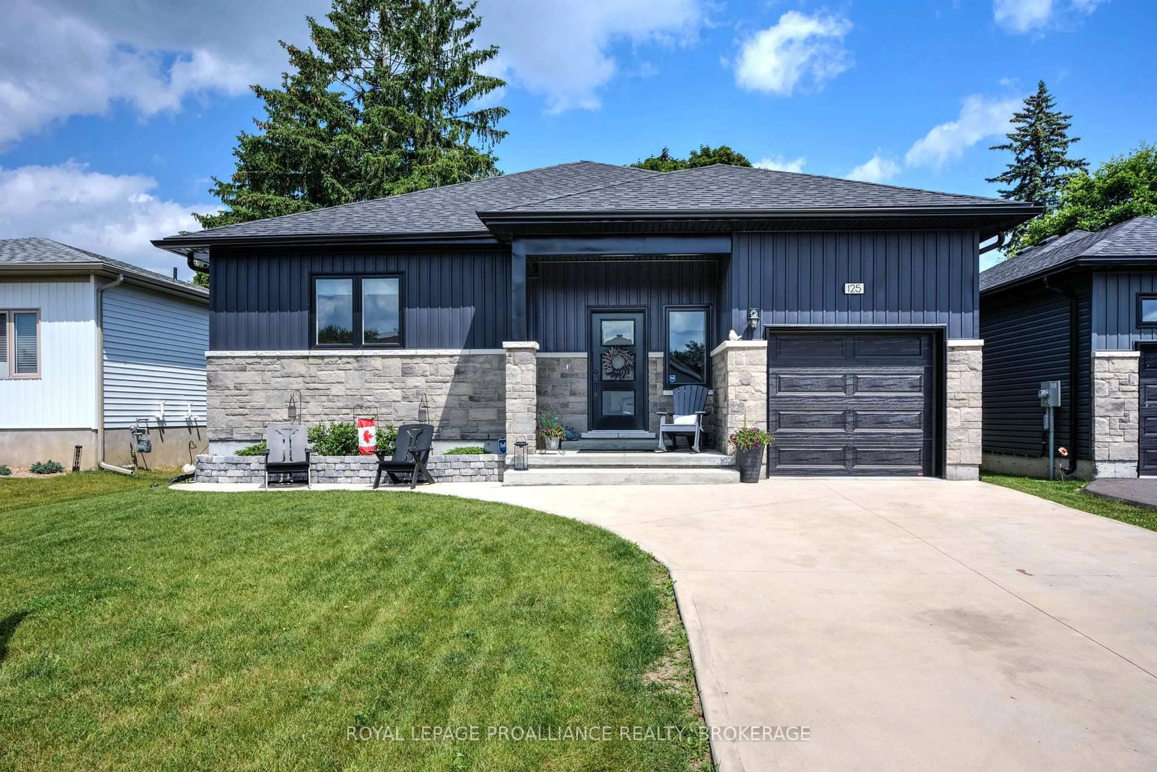 Home with brick exterior material, street for 125 Maplecroft Crt, Gananoque Ontario K7G 0A6
