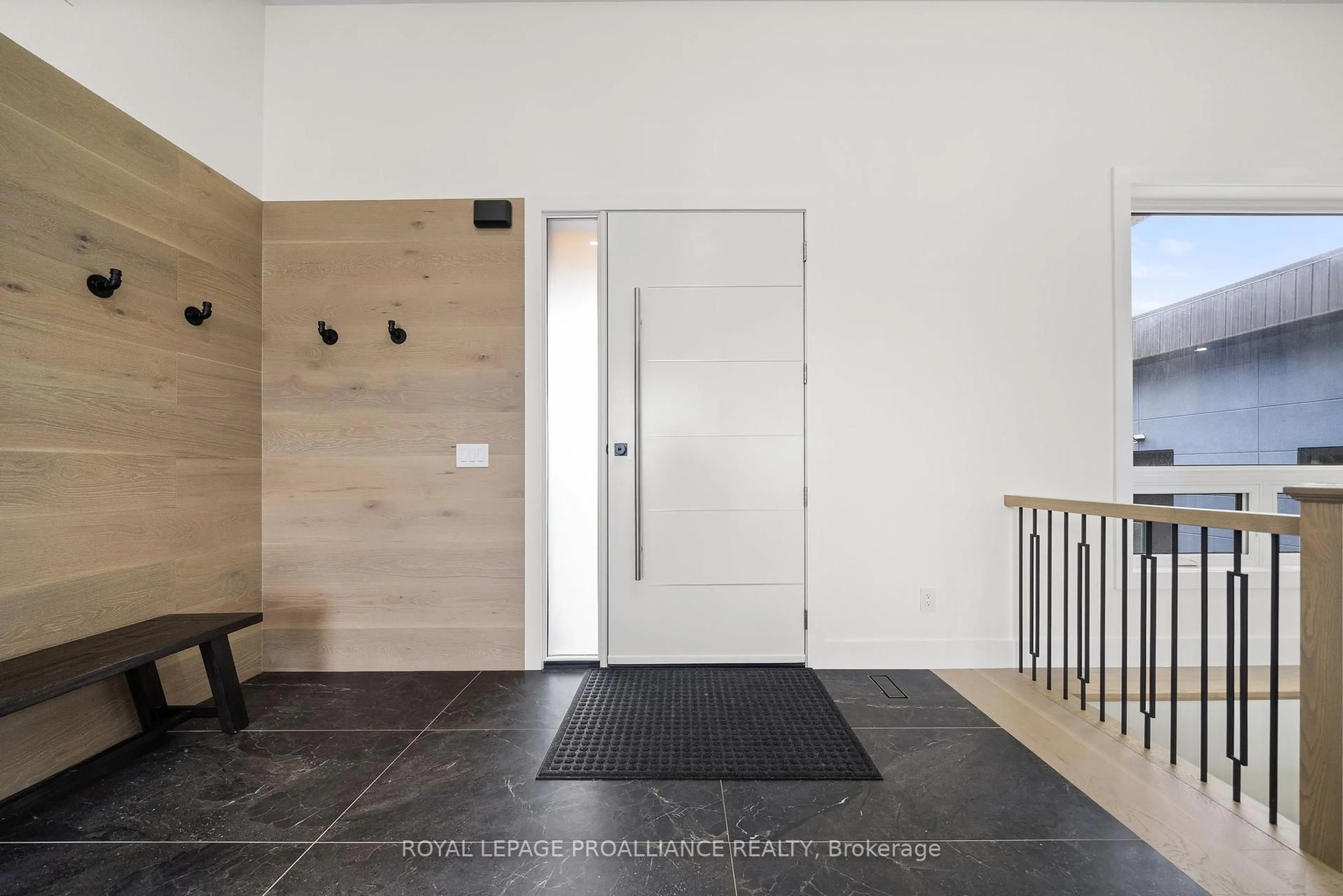 Indoor entryway for 2528 County Rd 3, Prince Edward County Ontario K0K 1L0