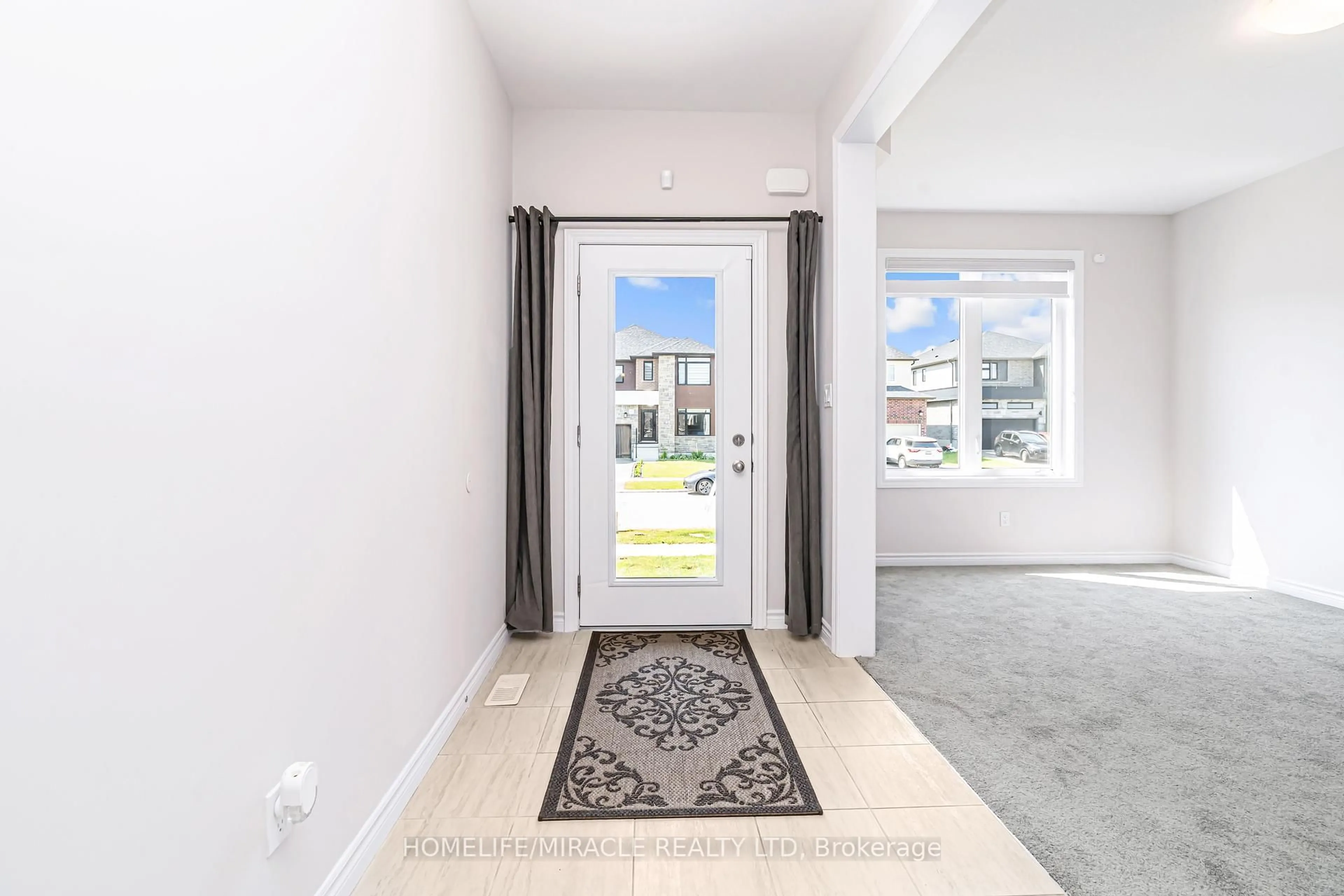Indoor entryway for 24 Sass Cres, Brant Ontario N3L 0A9