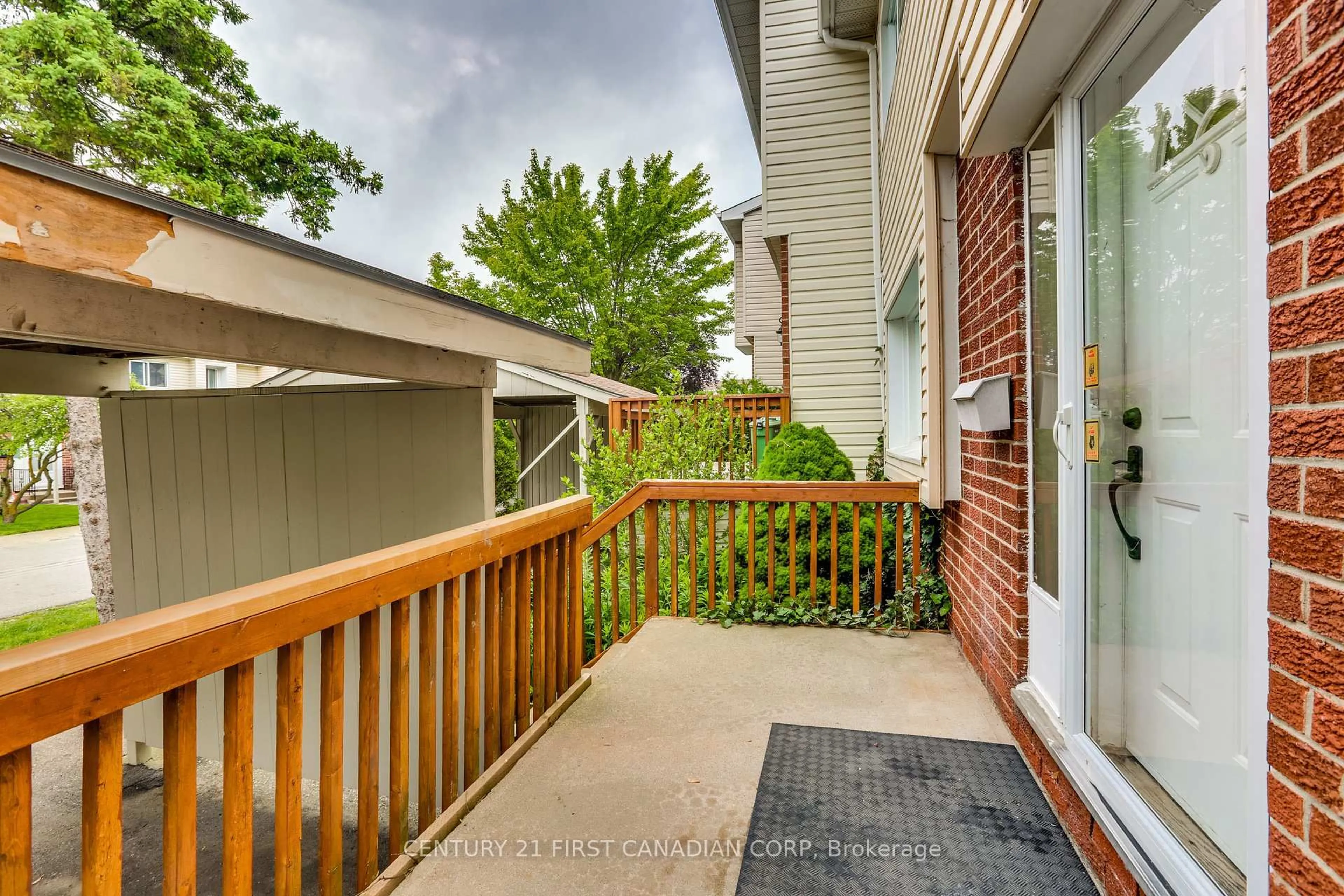 Patio, street for 710 Wilkins St, London South Ontario N6C 4Z9