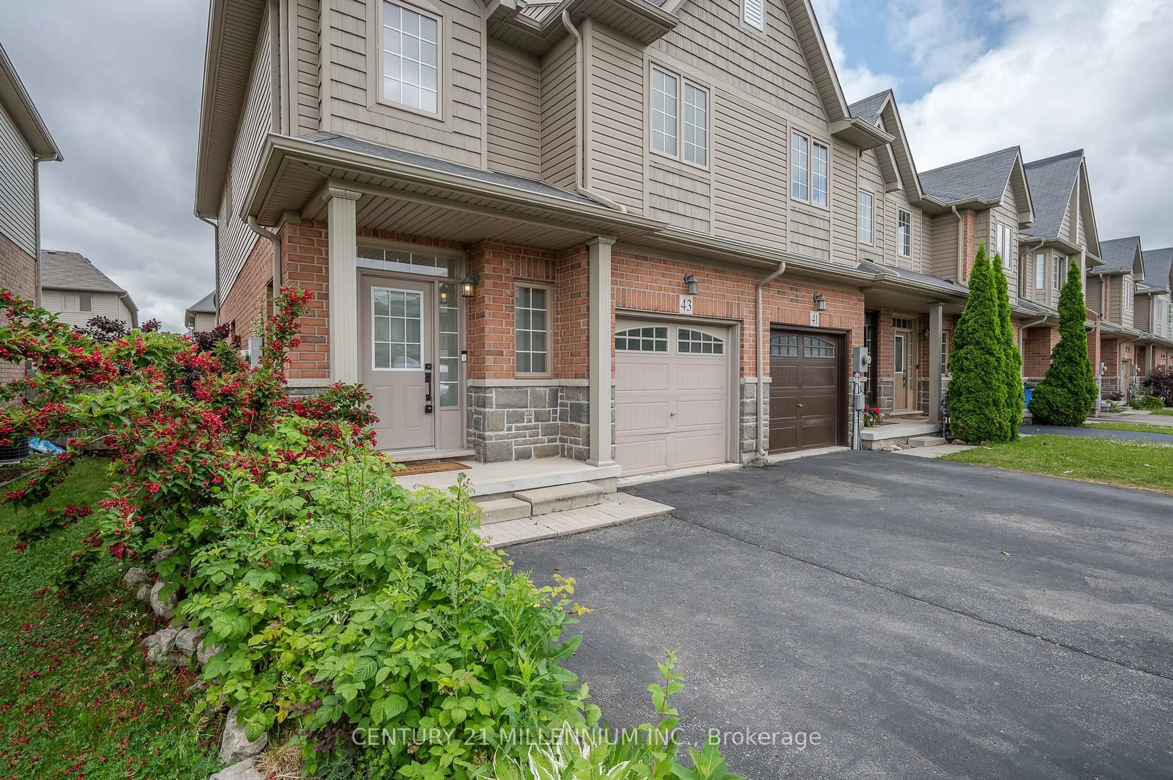 Home with brick exterior material, street for 43 Bankfield Cres, Hamilton Ontario L8J 0C1