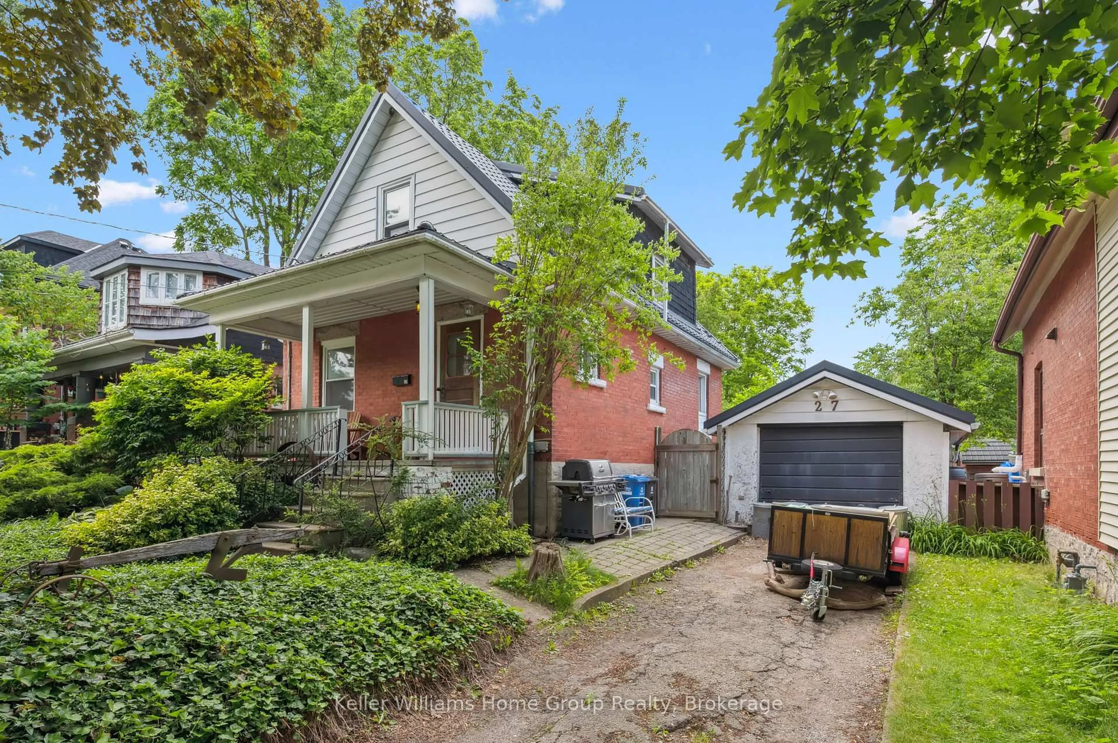 Home with brick exterior material, street for 27 Home St, Guelph Ontario N1H 2E4