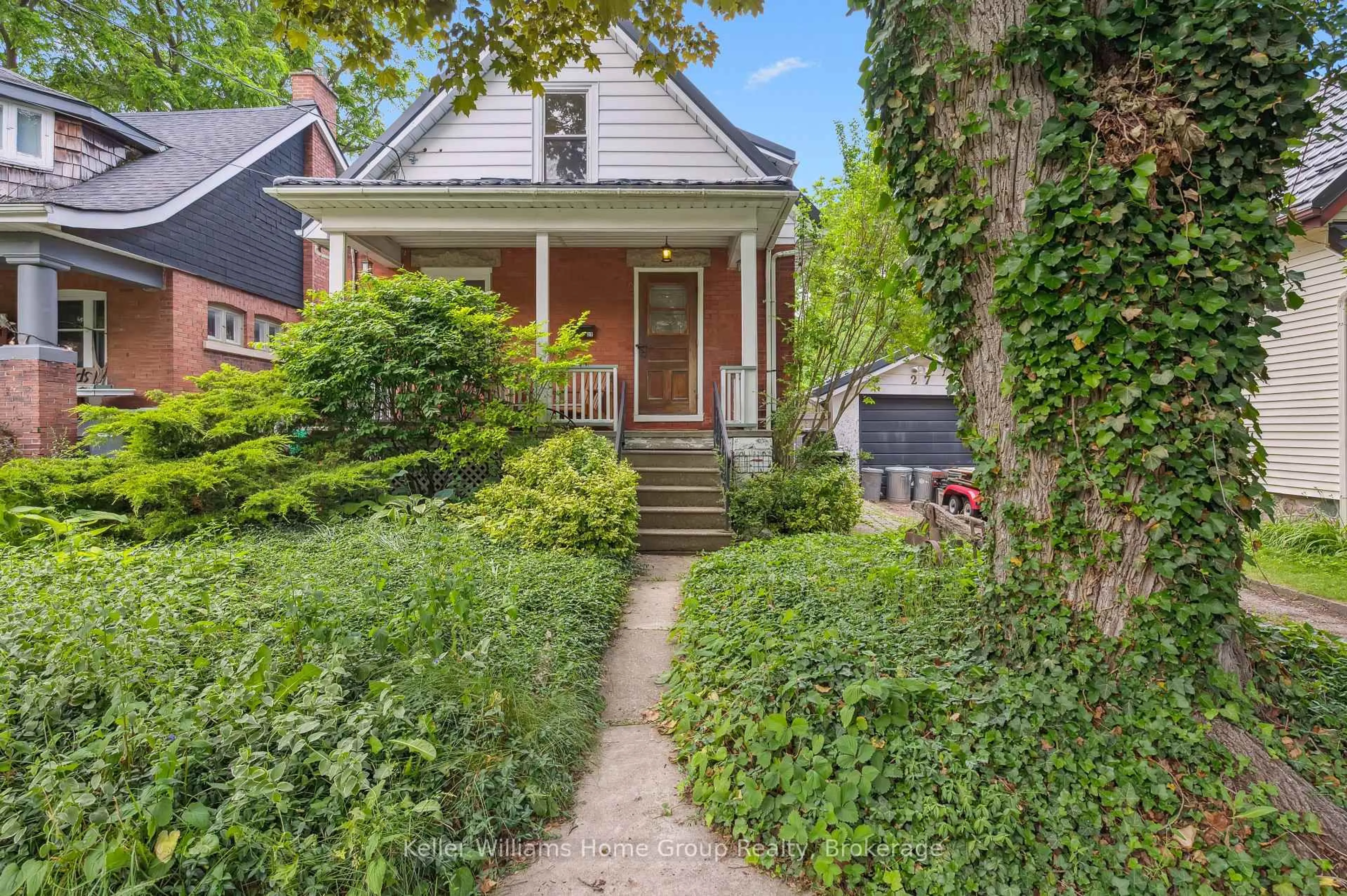 Home with brick exterior material, street for 27 Home St, Guelph Ontario N1H 2E4