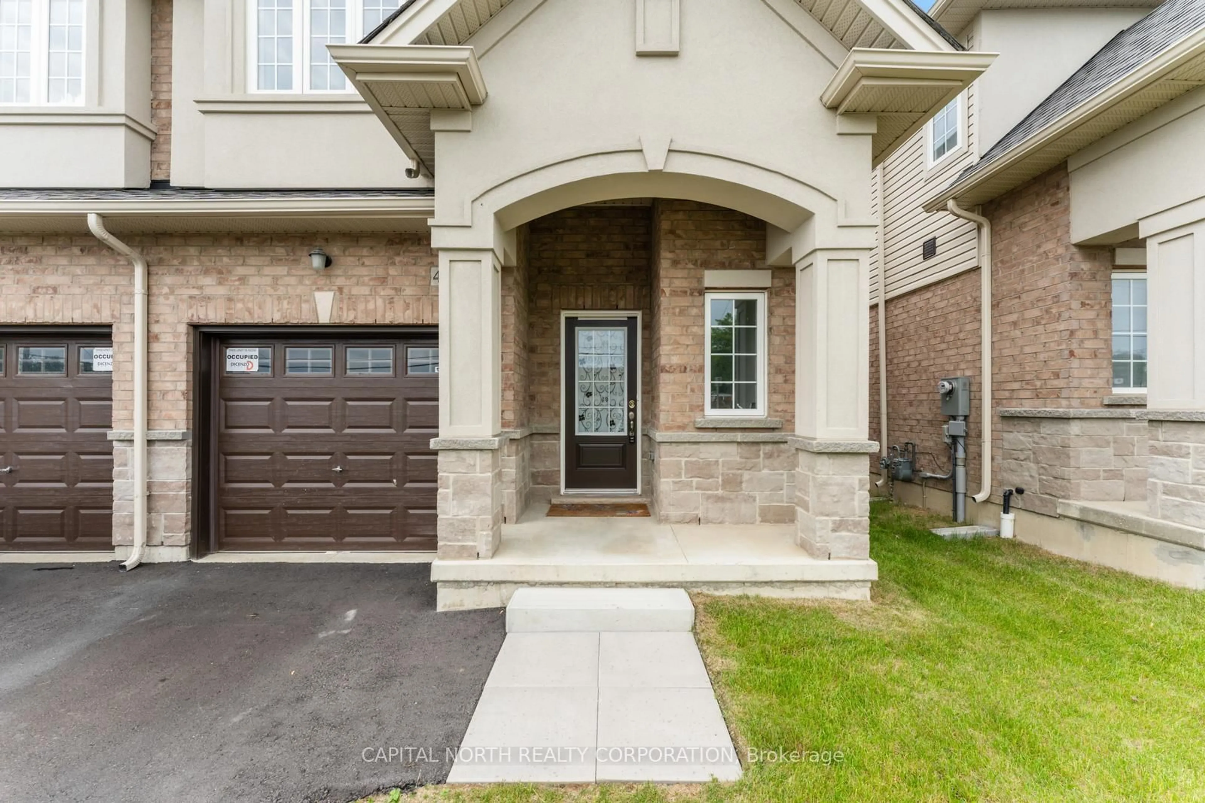 Home with brick exterior material, street for 407 East 16th St, Hamilton Ontario L9A 4K4